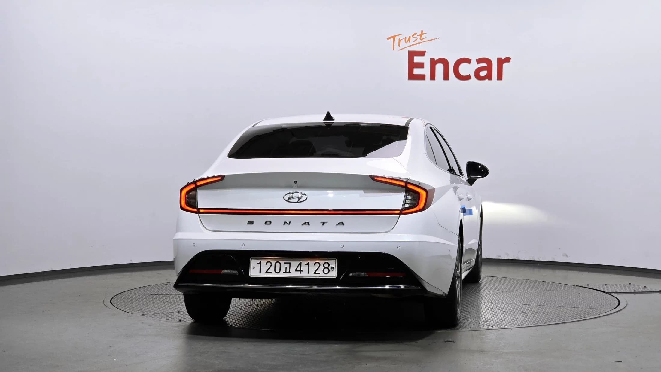 Hyundai Sonata 2.0 Premium Plus, 2021 г. 57903 км. — фото 4