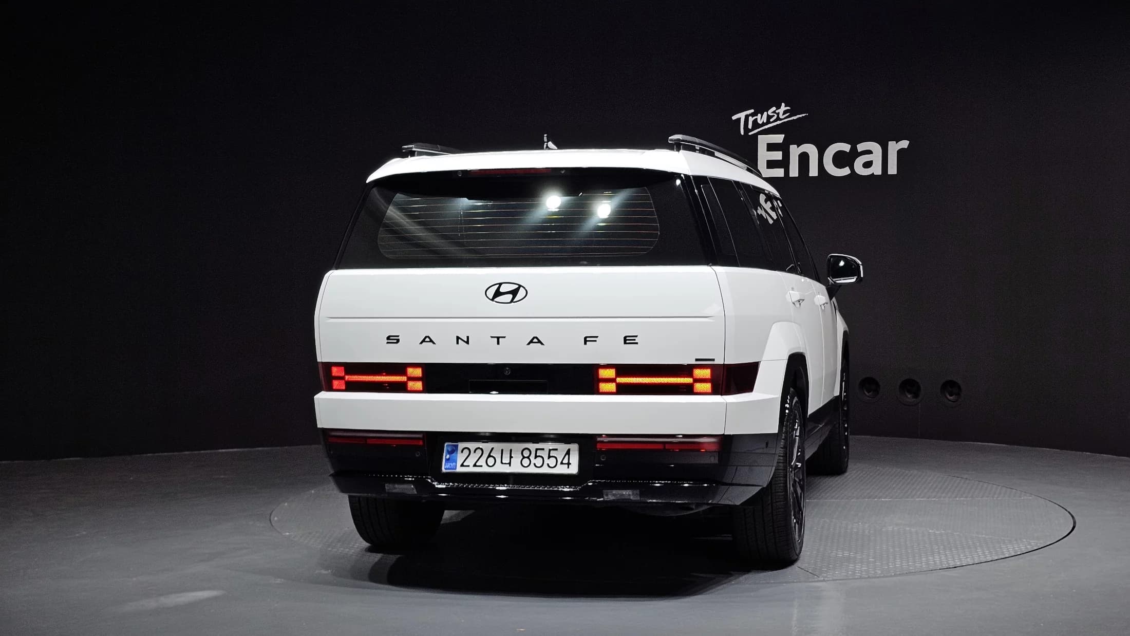 Hyundai Santa Fe HEV 1.6 4WD Calligraphy, гибрид, 2023 г. 14747 км. — фото 4