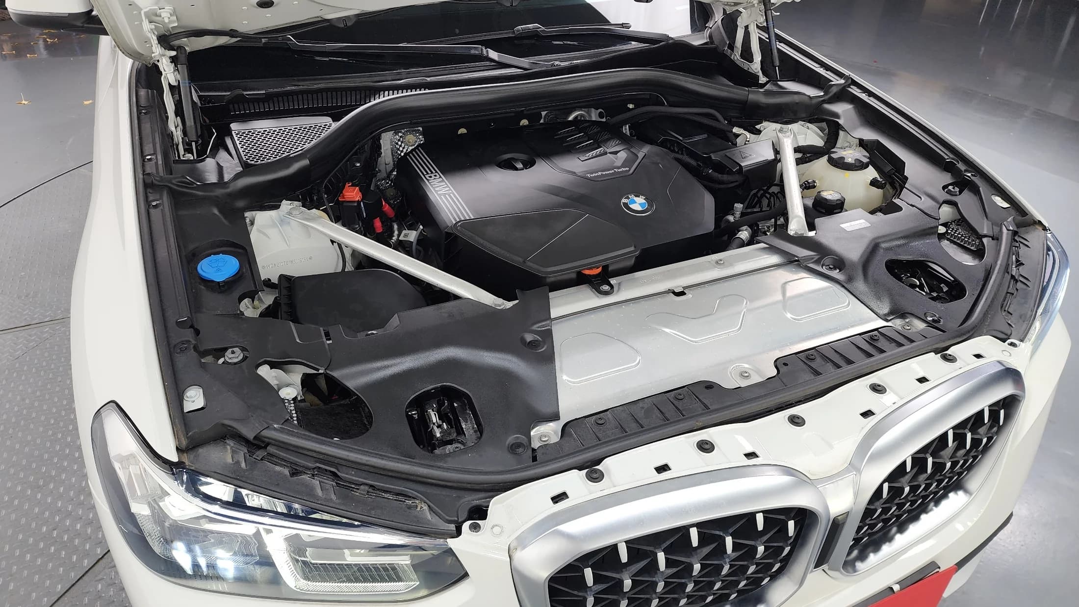 BMW X4 xDrive20i xLine, 2021 г. 26104 км. — фото 6