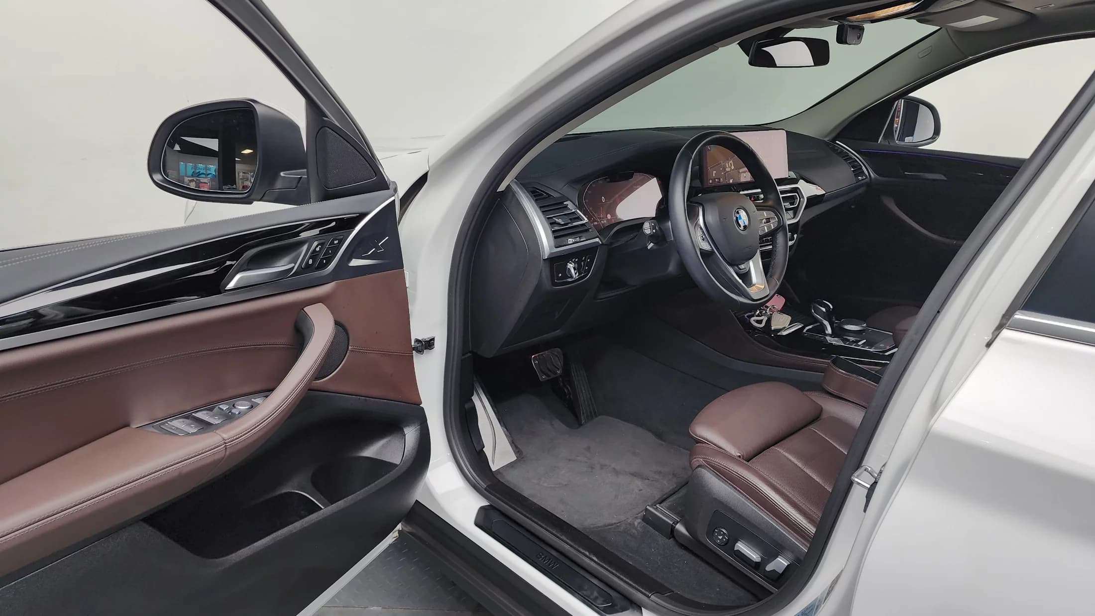 BMW X4 xDrive20i xLine, 2021 г. 26104 км. — фото 10