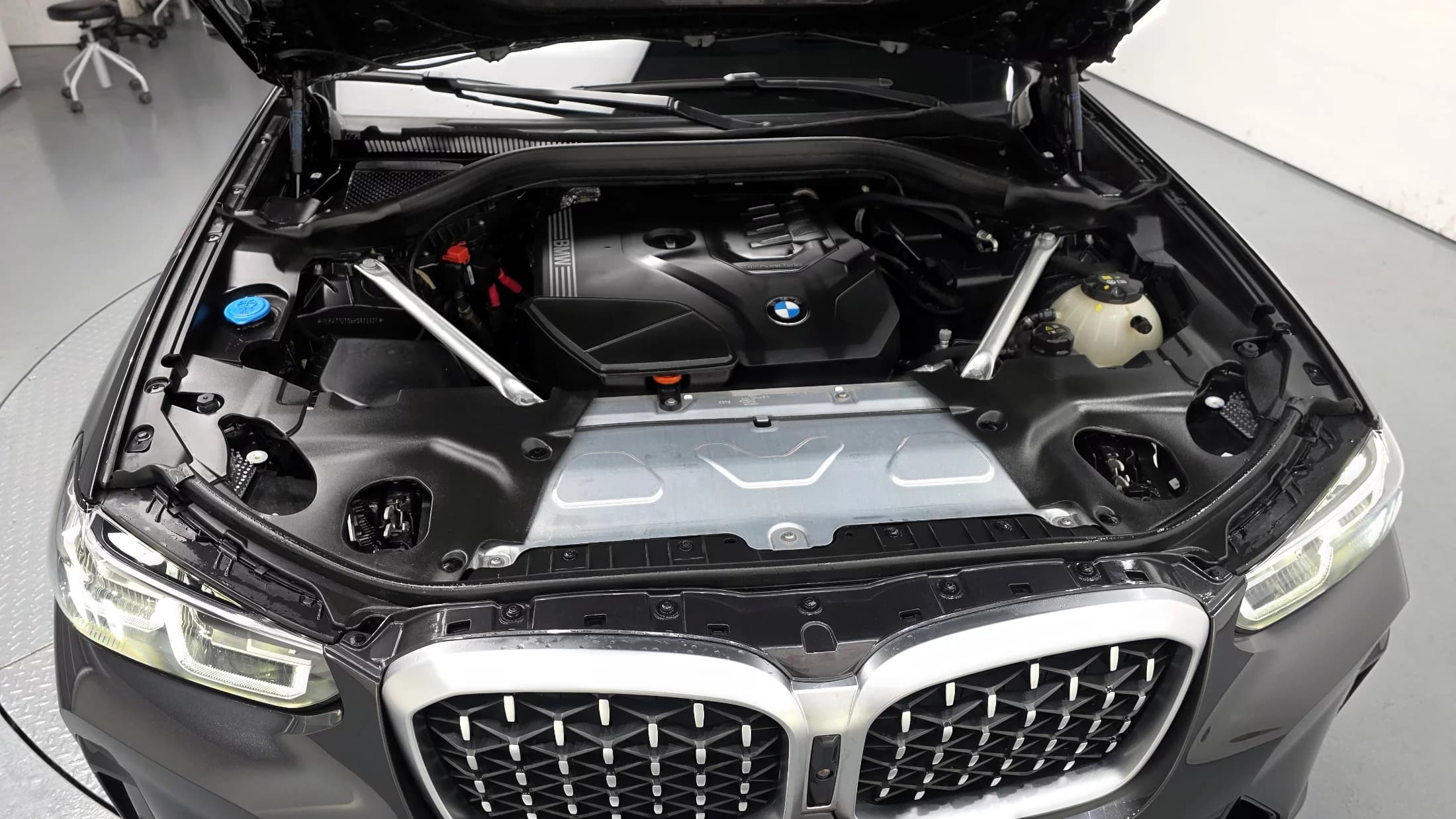 BMW X4 xDrive20i M Sport, 2023 г. 50054 км. — фото 6