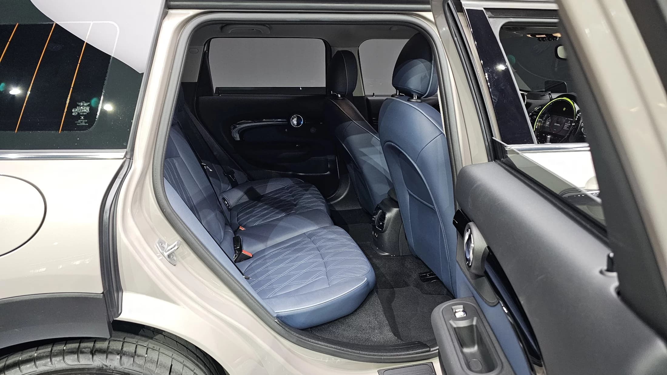 MINI Clubman Classic Lite 2nd, 2022 г. 21362 км. — фото 13