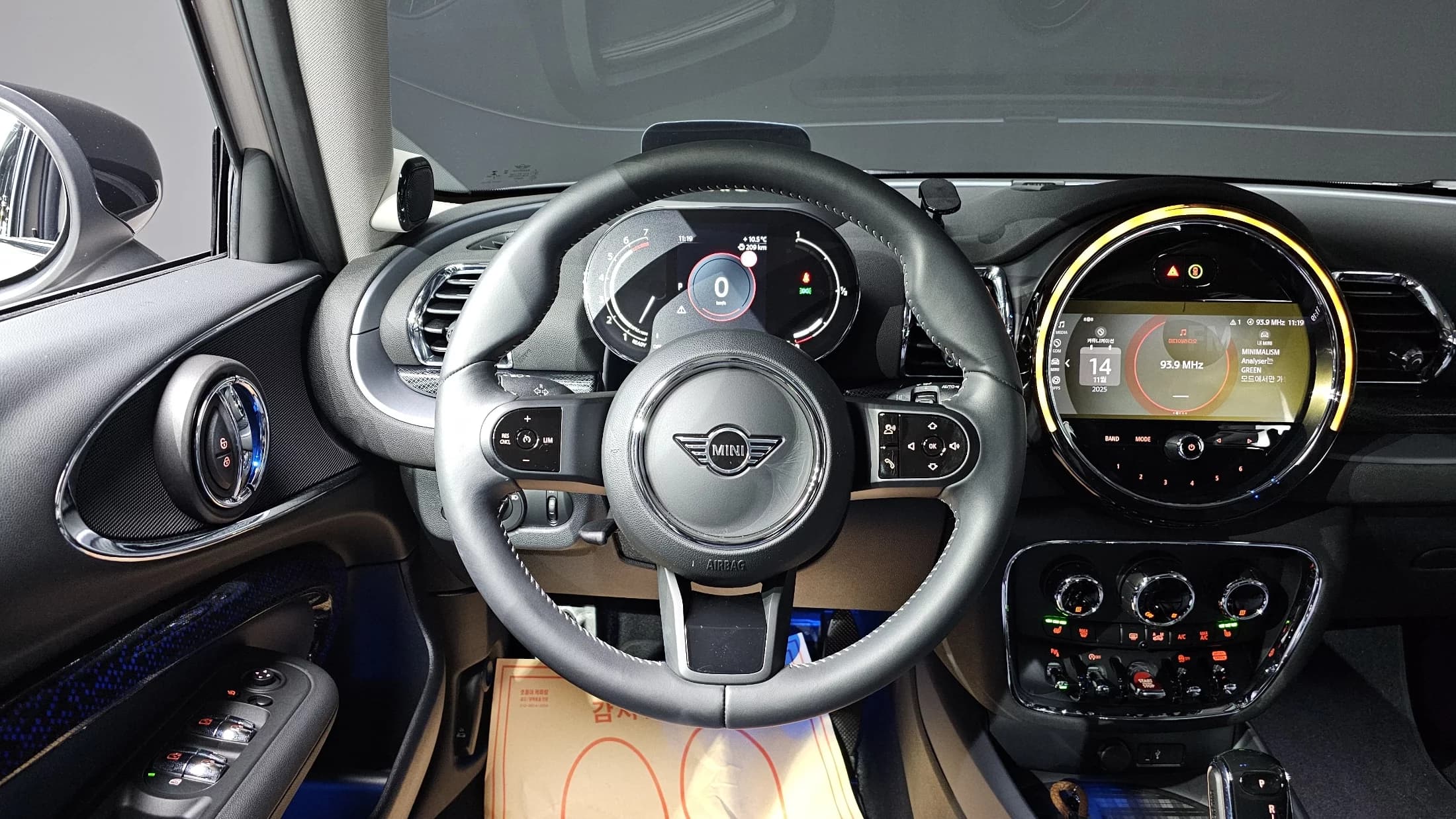 MINI Clubman Classic Lite 2nd, 2022 г. 21362 км. — фото 15