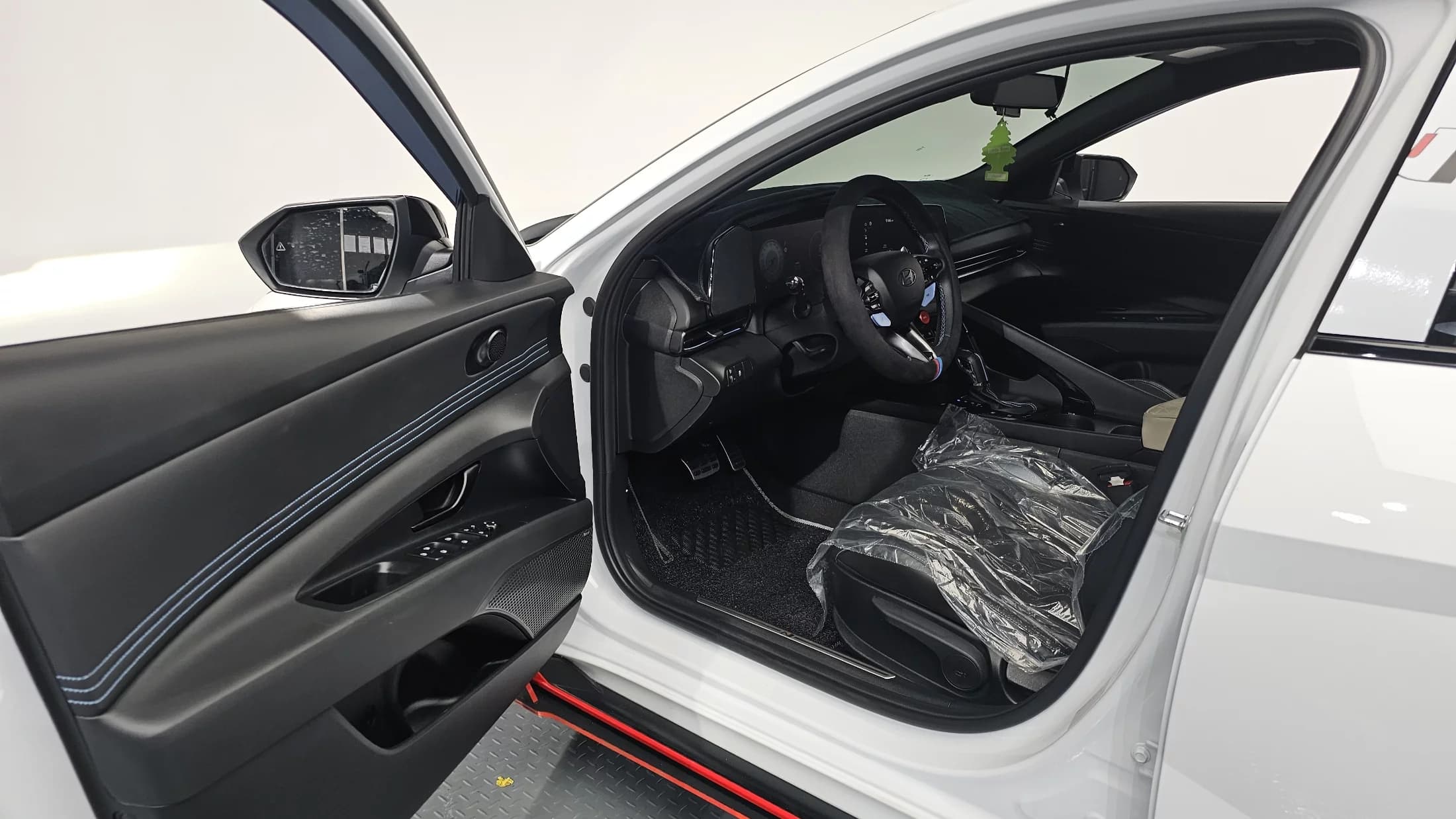 Hyundai AVANTE (Хендай Элантра) 2.0 N, 2025 г. 20145 км. — фото 10