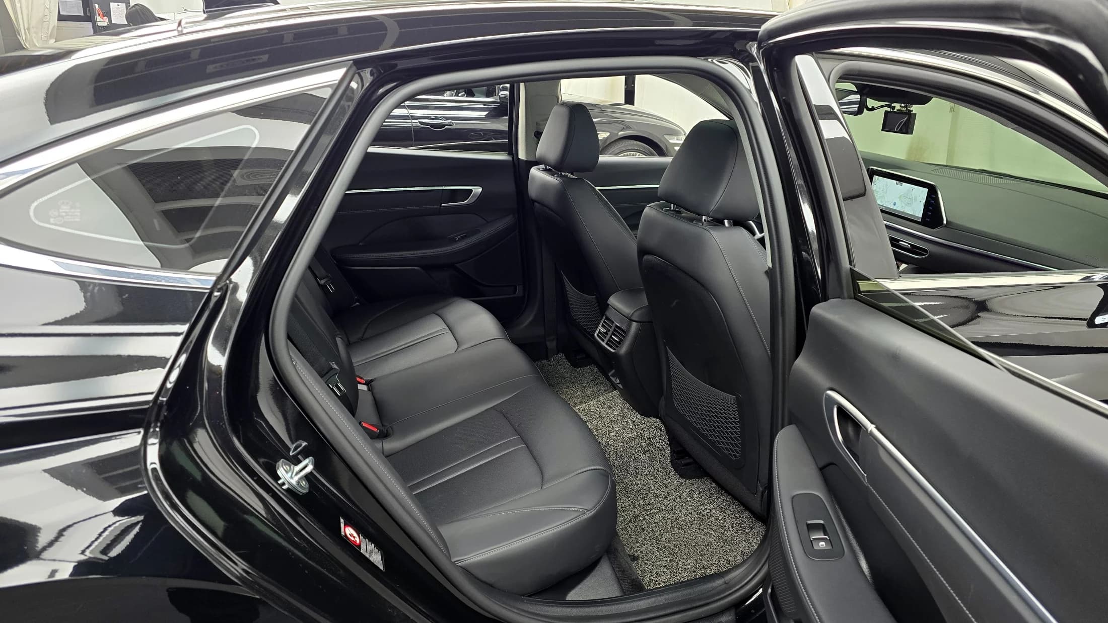 Hyundai Sonata 1.6 Turbo Premium Plus, 2021 г. 38344 км. — фото 12