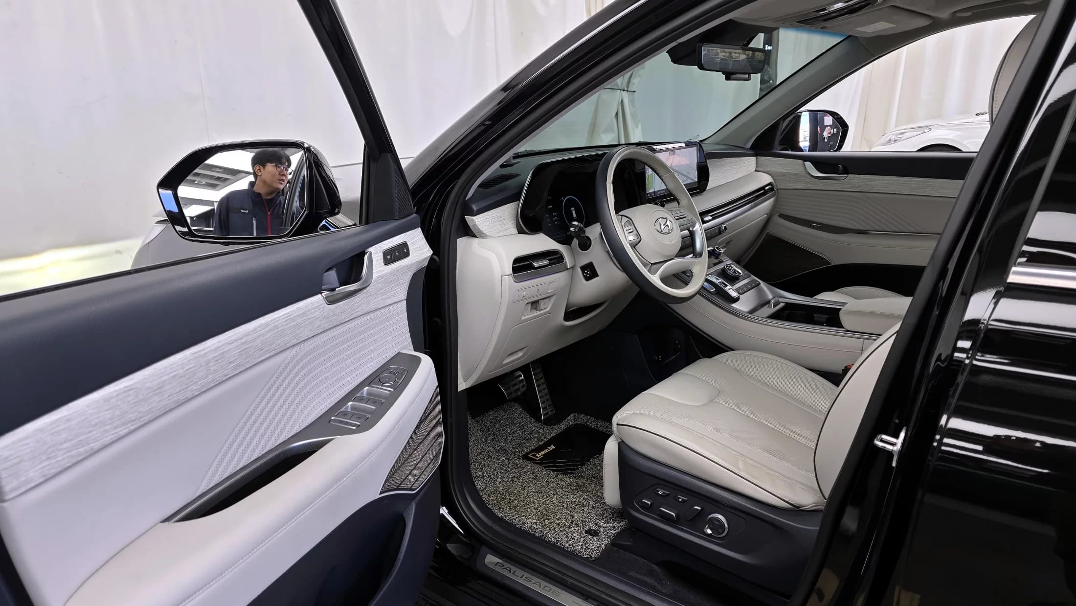 Hyundai Palisade Diesel 2.2 4WD Calligraphy, 2023 г. 27620 км. — фото 10