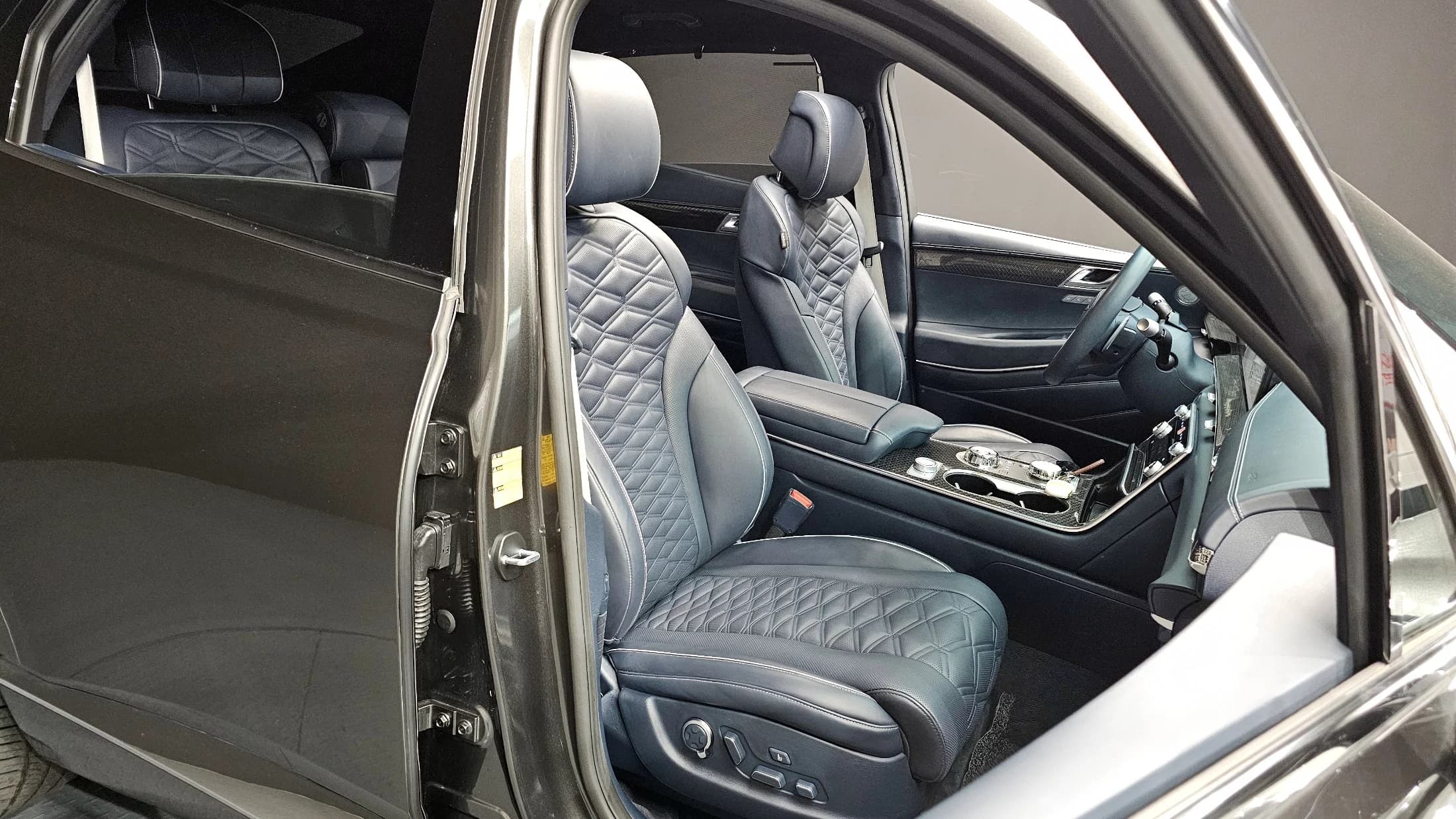 Genesis GV80 3.5T Gasoline AWD, 2023 г. 31269 км. — фото 12