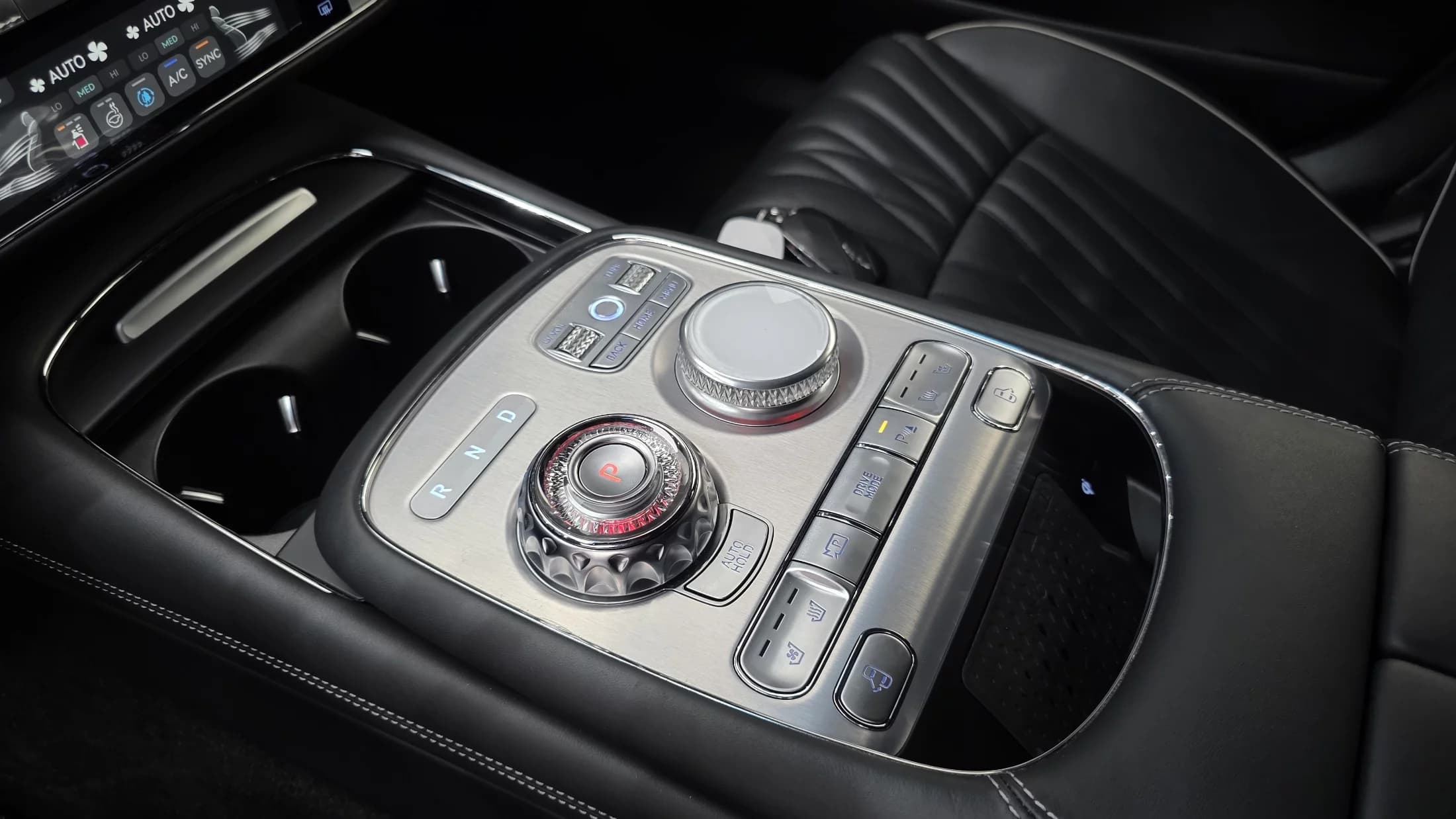 Genesis G90 Gasoline 3.5 Turbo AWD, 2022 г. 31611 км. — фото 18