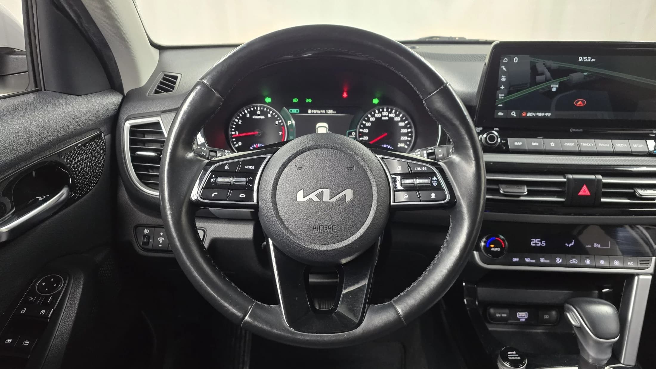 Kia Seltos Gasoline 1.6 Turbo 2WD Trendy, 2022 г. 98994 км. — фото 13