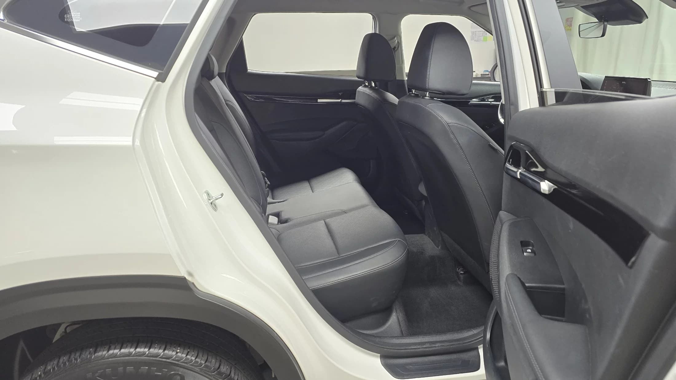 Kia Seltos Gasoline 1.6 Turbo 2WD Trendy, 2022 г. 106708 км. — фото 12