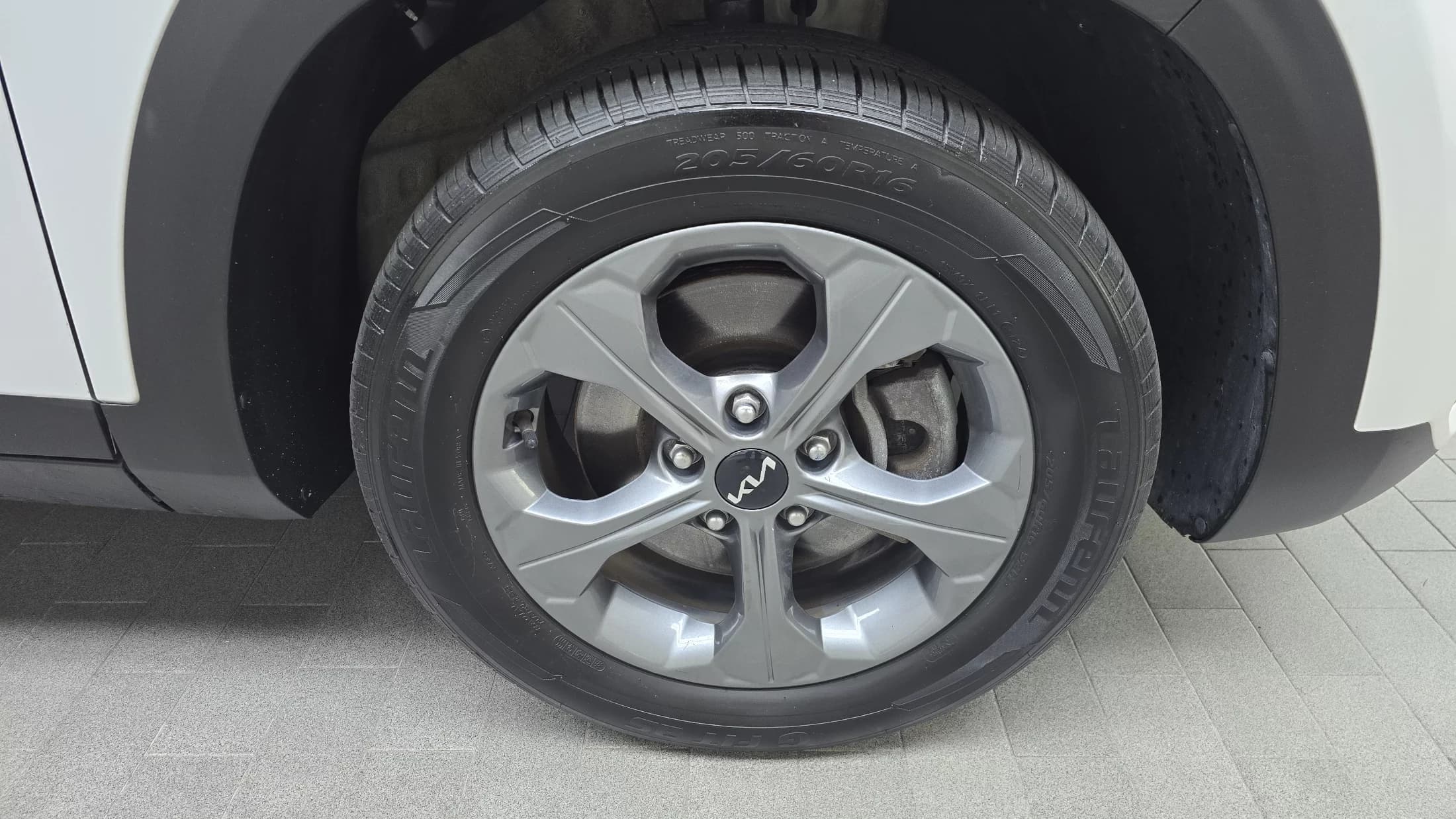 Kia Seltos Gasoline 1.6 Turbo 2WD Trendy, 2022 г. 106708 км. — фото 5