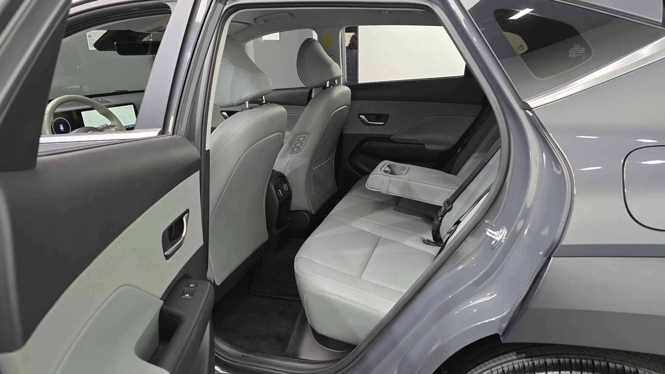 Hyundai Kona Gasoline 1.6 Turbo 4WD Inspiration, 2025 г. 14774 км. — фото 11