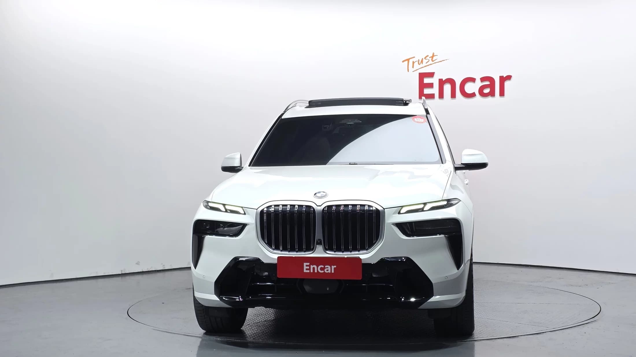 BMW X7 xDrive 40i M Sport 6STR, 2023 г. 32319 км. — фото 3