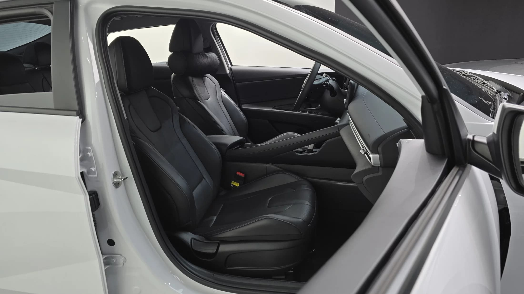 Hyundai AVANTE (Хендай Элантра) Smart, гибрид, 2022 г. 17014 км. — фото 12
