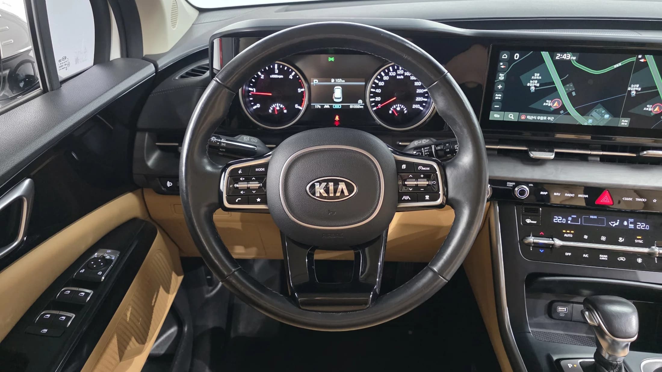 Kia Carnival 9-Seater Prestige, 2021 г. 81336 км. — фото 14