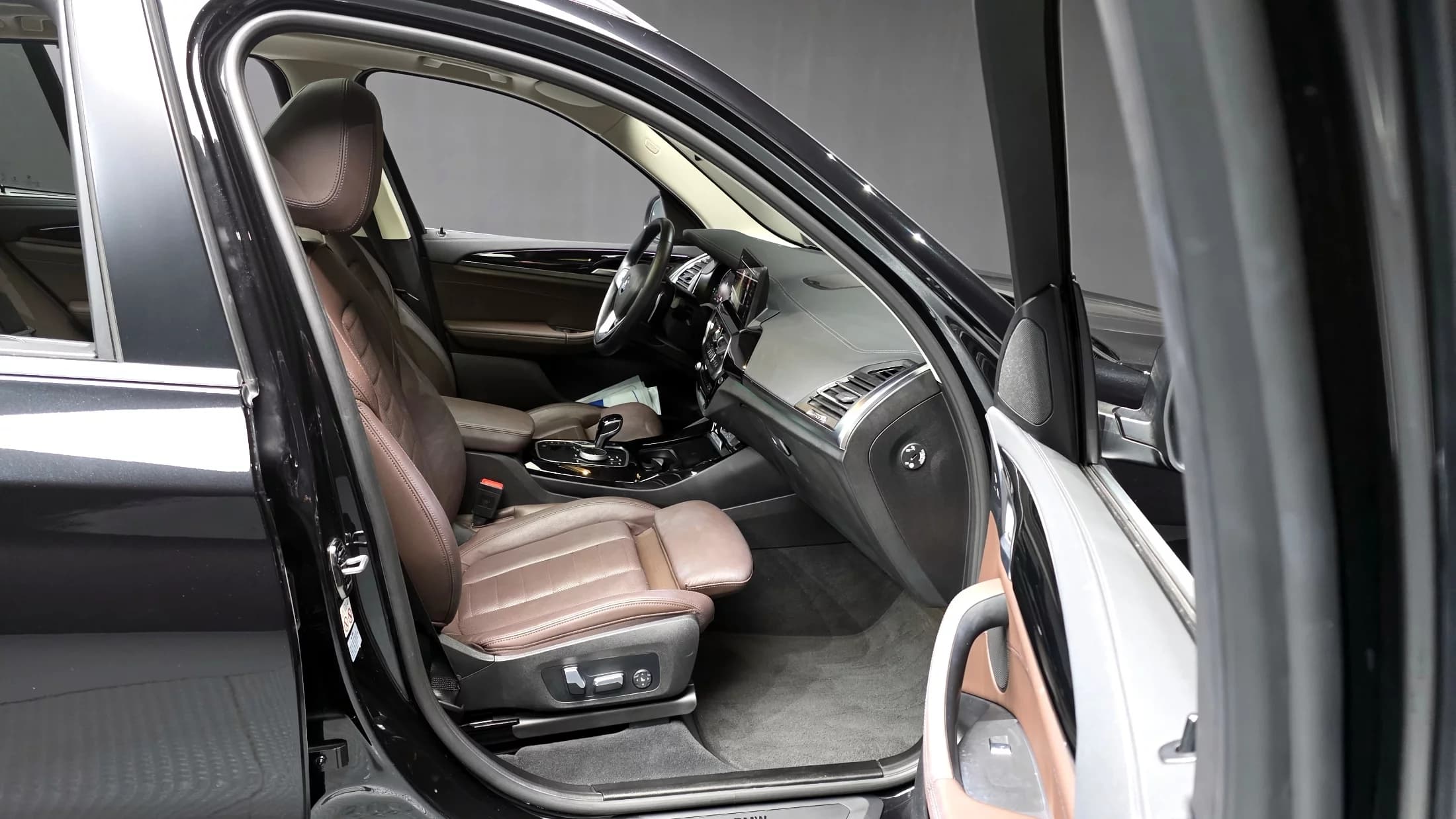 BMW X3 xDrive 20i, 2022 г. 47079 км. — фото 11