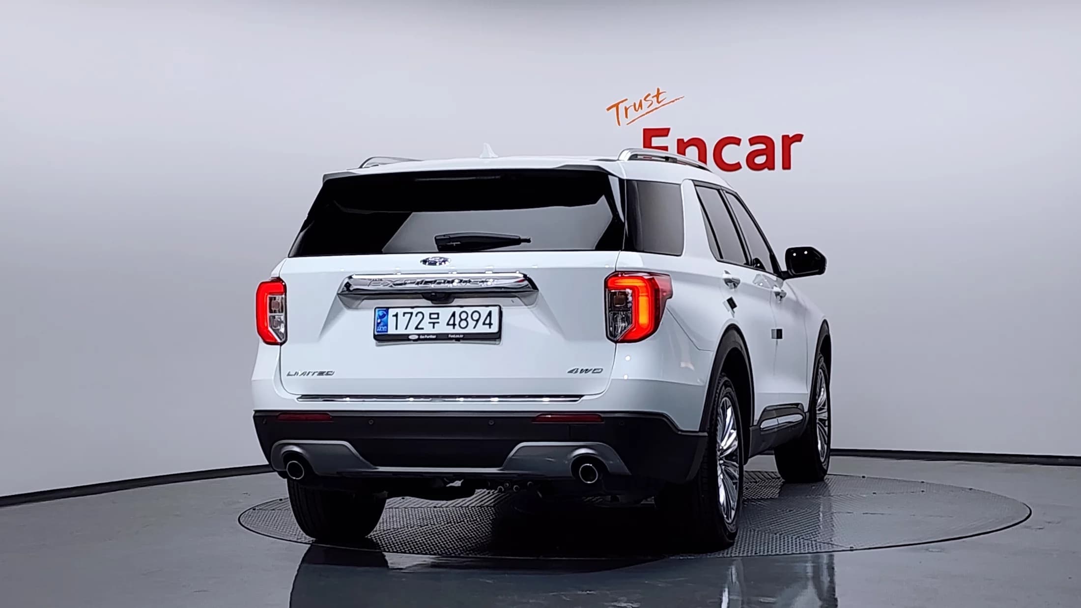 Ford EXPLORER 2.3 LimIted 4WD, 2023 г. 18961 км. — фото 4