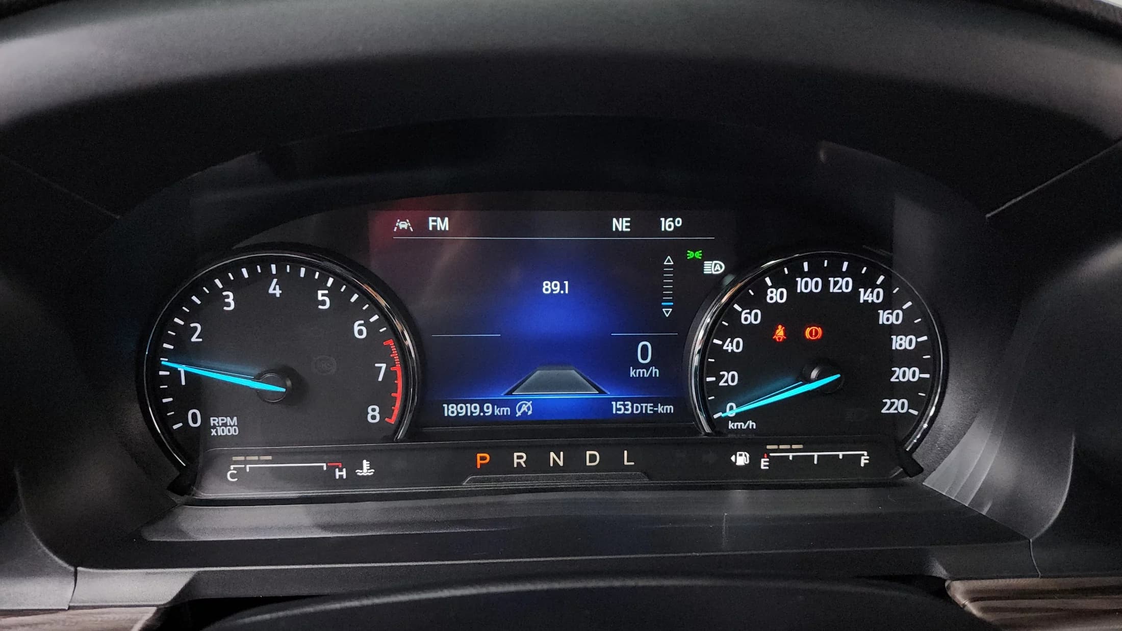 Ford EXPLORER 2.3 LimIted 4WD, 2023 г. 18961 км. — фото 8