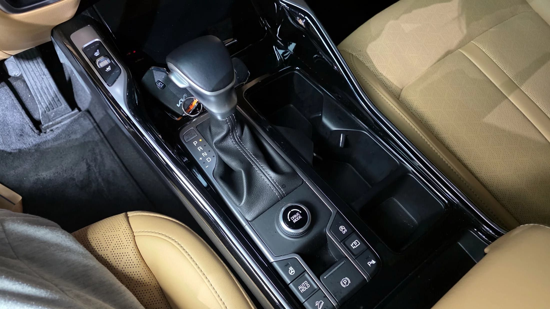Kia Sorento Diesel 2.2 2WD Prestige, 2021 г. 60210 км. — фото 9