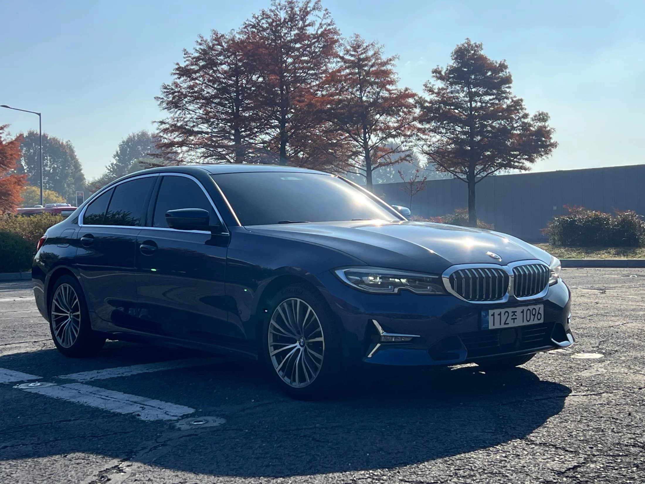 BMW 3-Series 320i Luxury, 2022 г. 39011 км. — фото 2