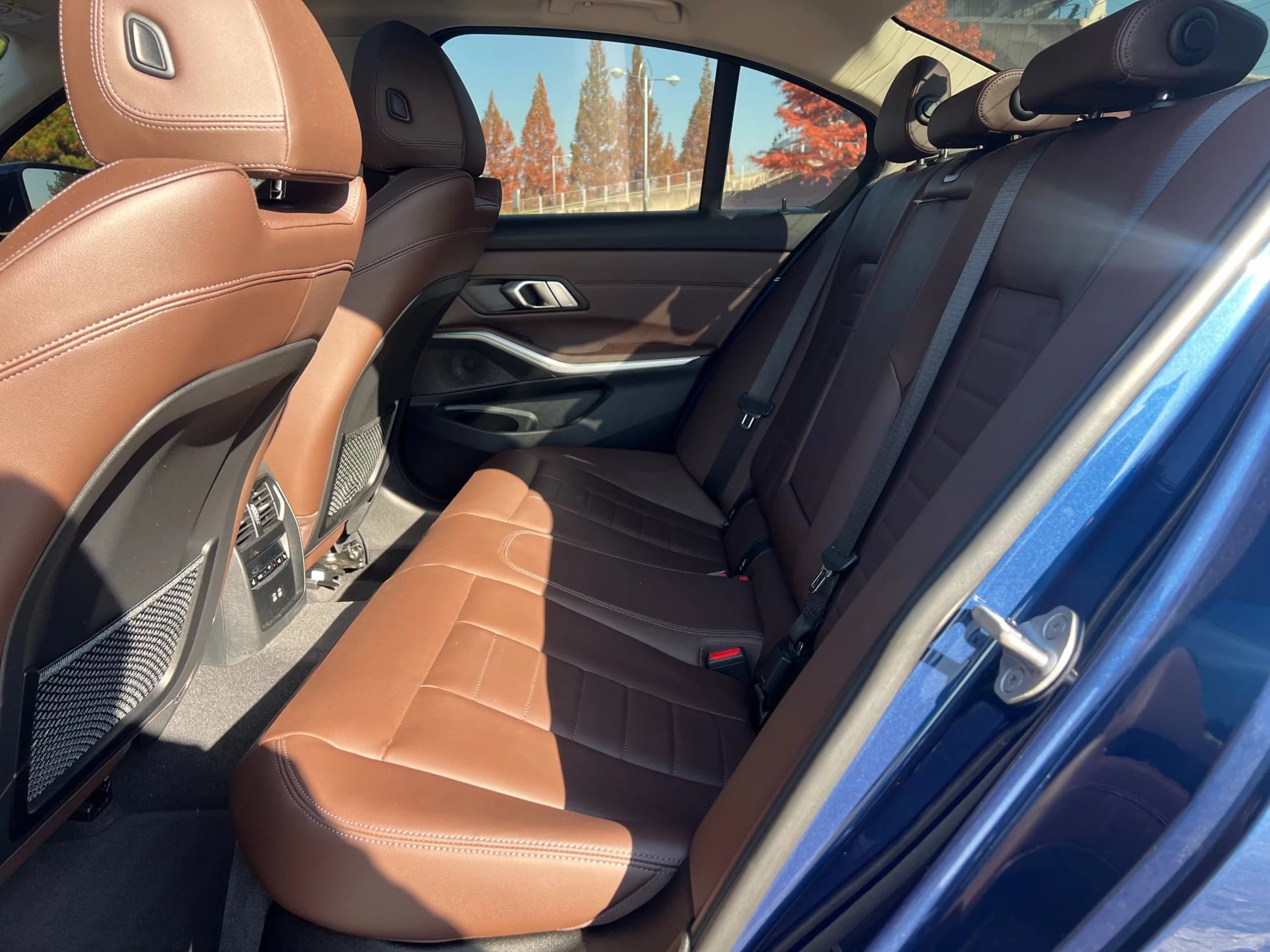 BMW 3-Series 320i Luxury, 2022 г. 39011 км. — фото 10