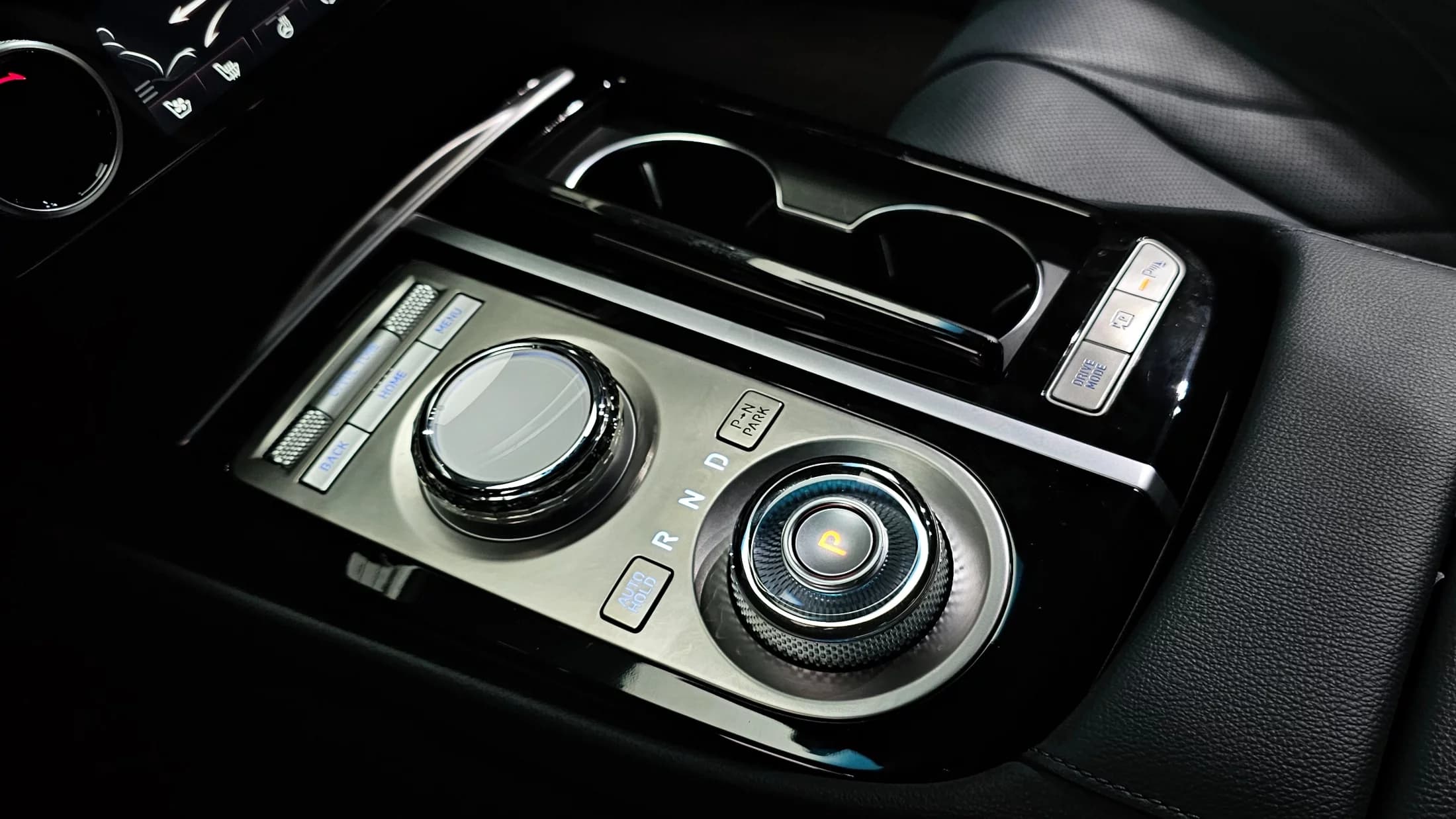 Genesis G80 Gasoline 2.5 Turbo AWD, 2023 г. 38891 км. — фото 9