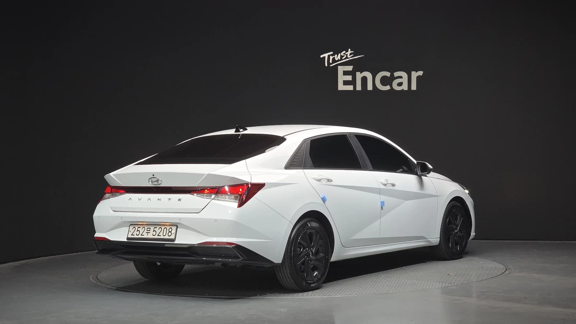 Hyundai AVANTE (Хендай Элантра) Modern, гибрид, 2021 г. 97698 км. — фото 2