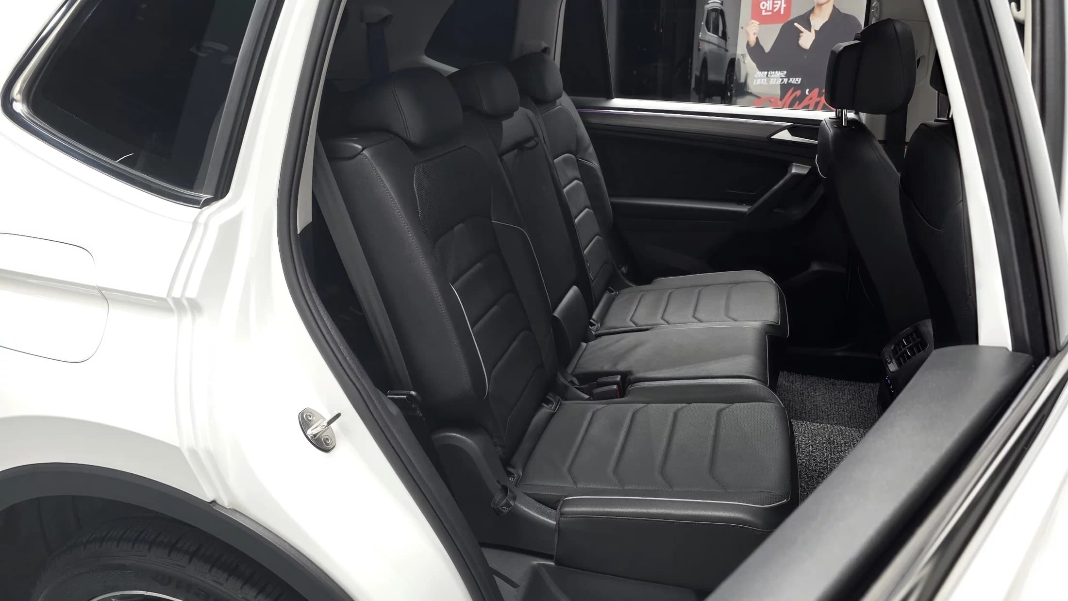 Volkswagen TIGUAN 2.0 TSI Prestige, 2024 г. 21278 км. — фото 11