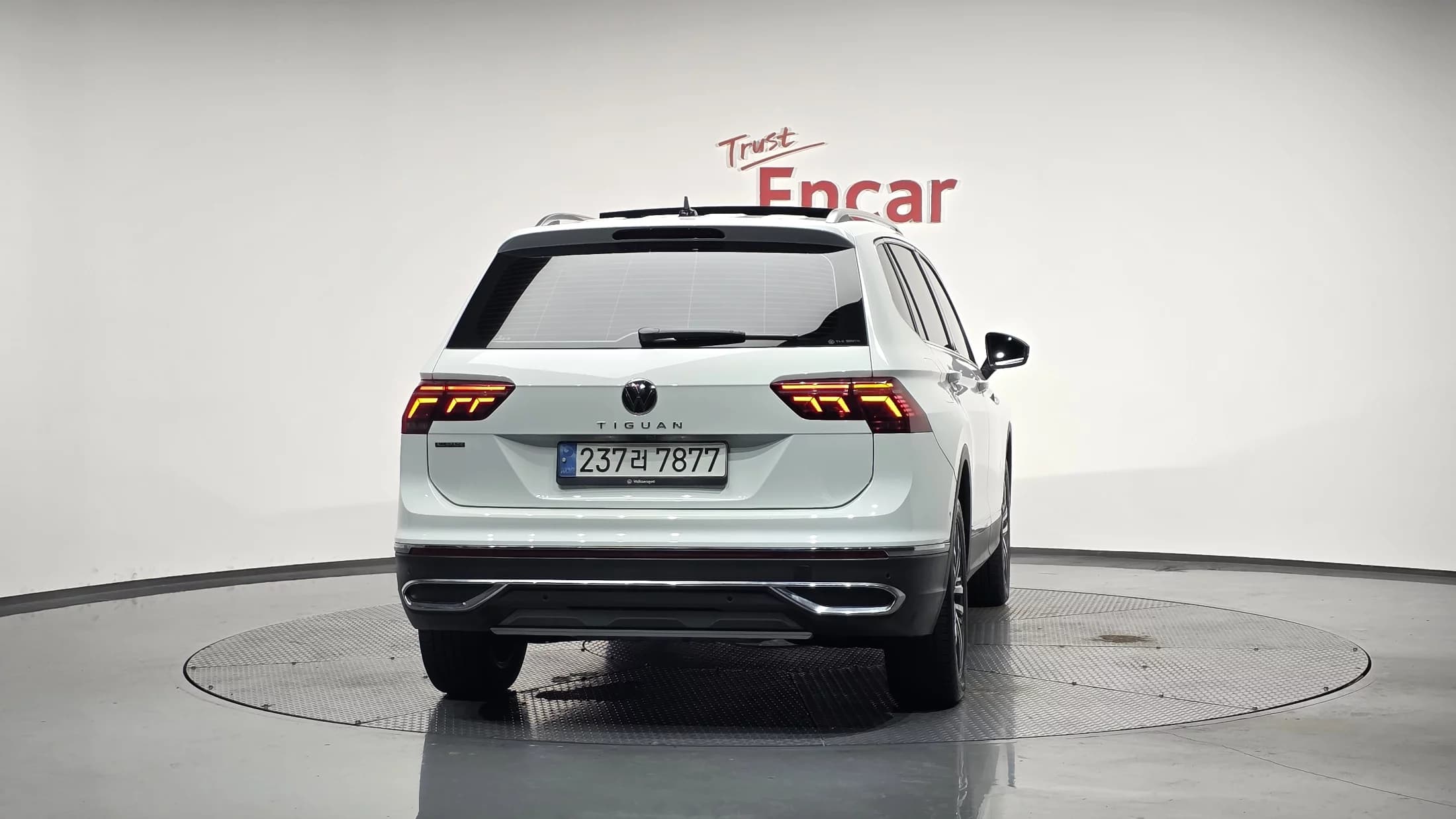 Volkswagen TIGUAN 2.0 TSI Prestige, 2024 г. 21278 км. — фото 4
