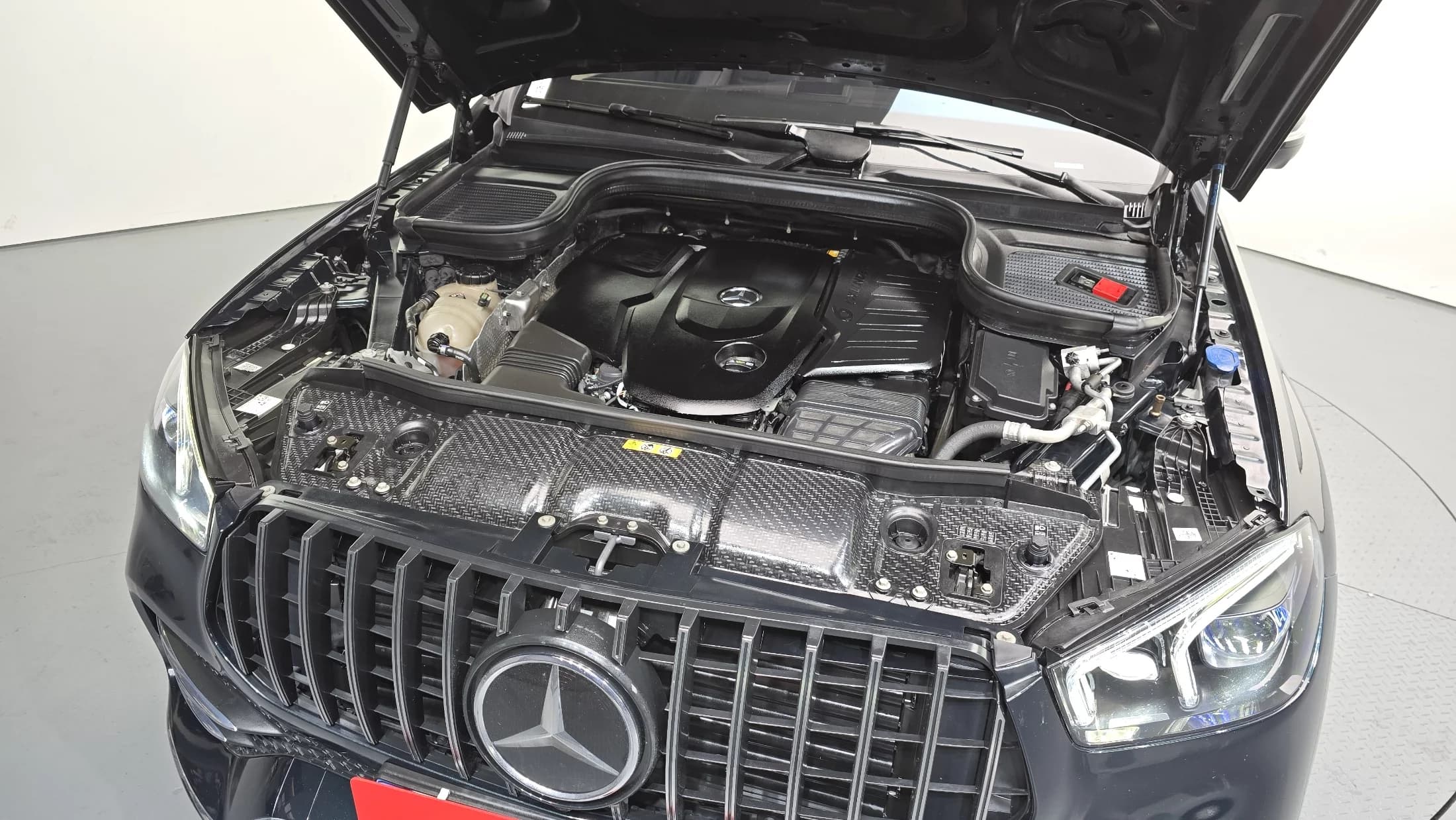 Mercedes-Benz GLE-Class GLE400d 4MATIC Coupe, 2022 г. 105251 км. — фото 6