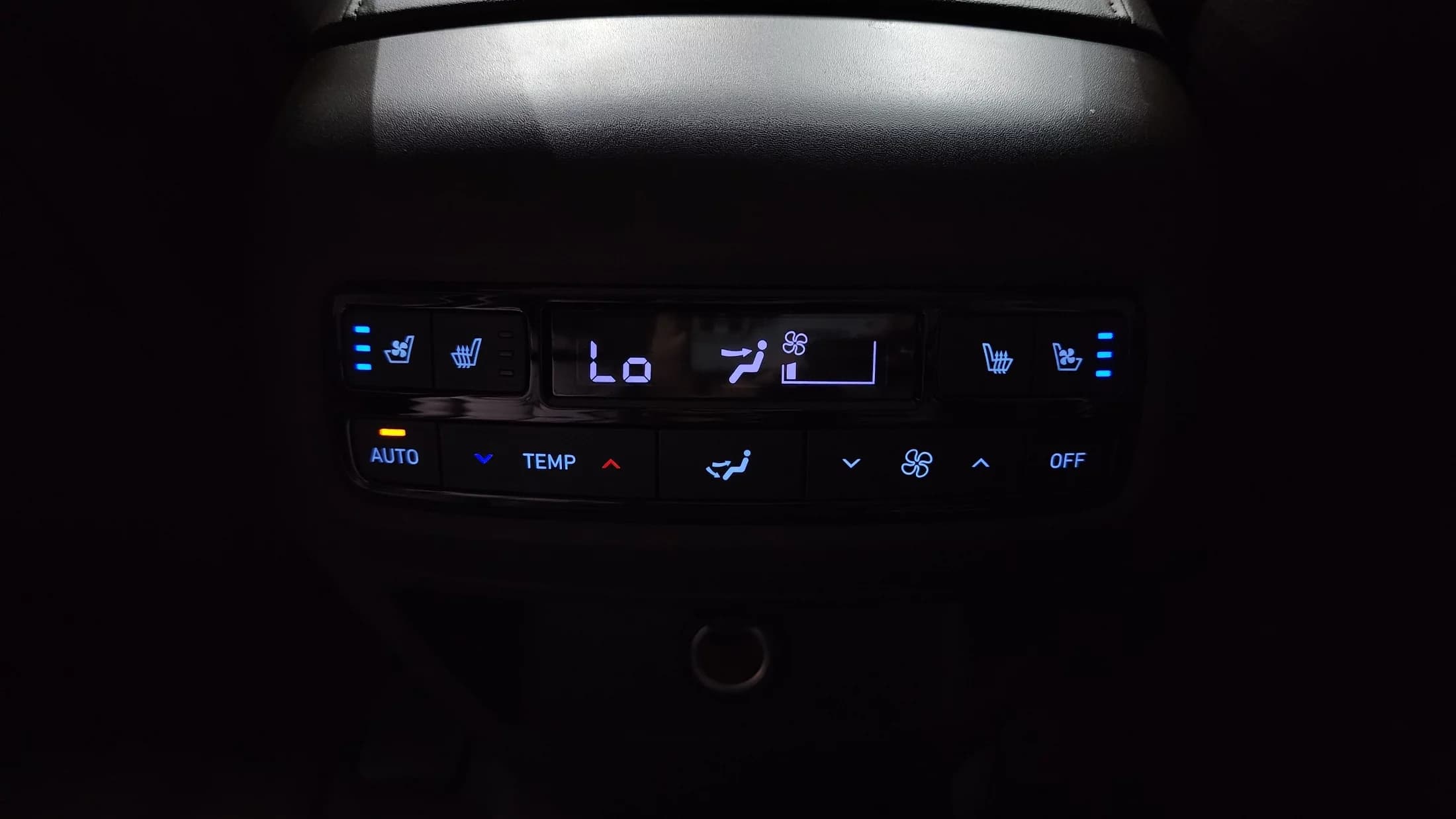 Hyundai Palisade Gasoline 3.8 4WD Calligraphy, 2023 г. 30009 км. — фото 19
