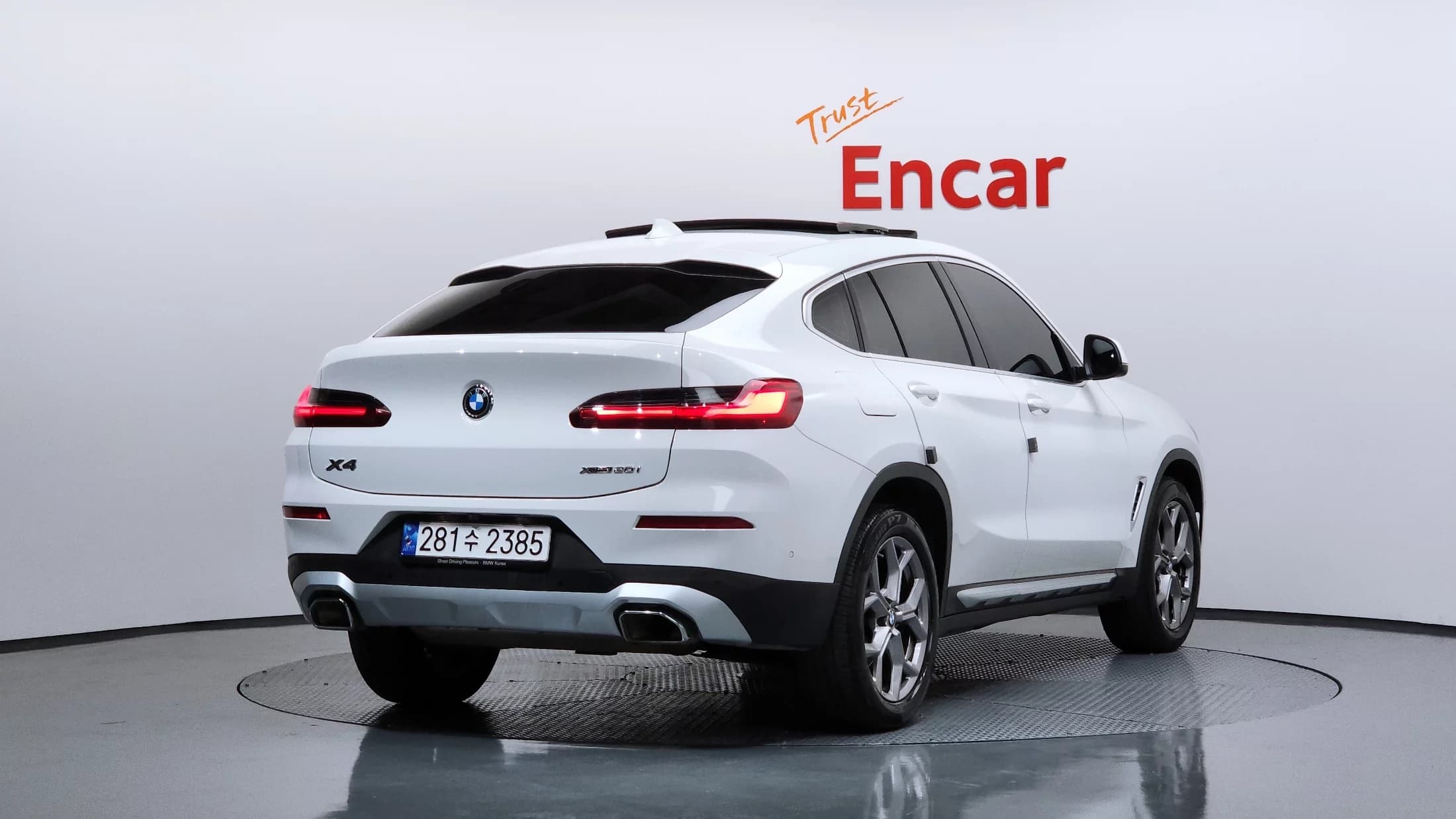 BMW X4 xDrive20i xLine, 2022 г. 31068 км. — фото 2