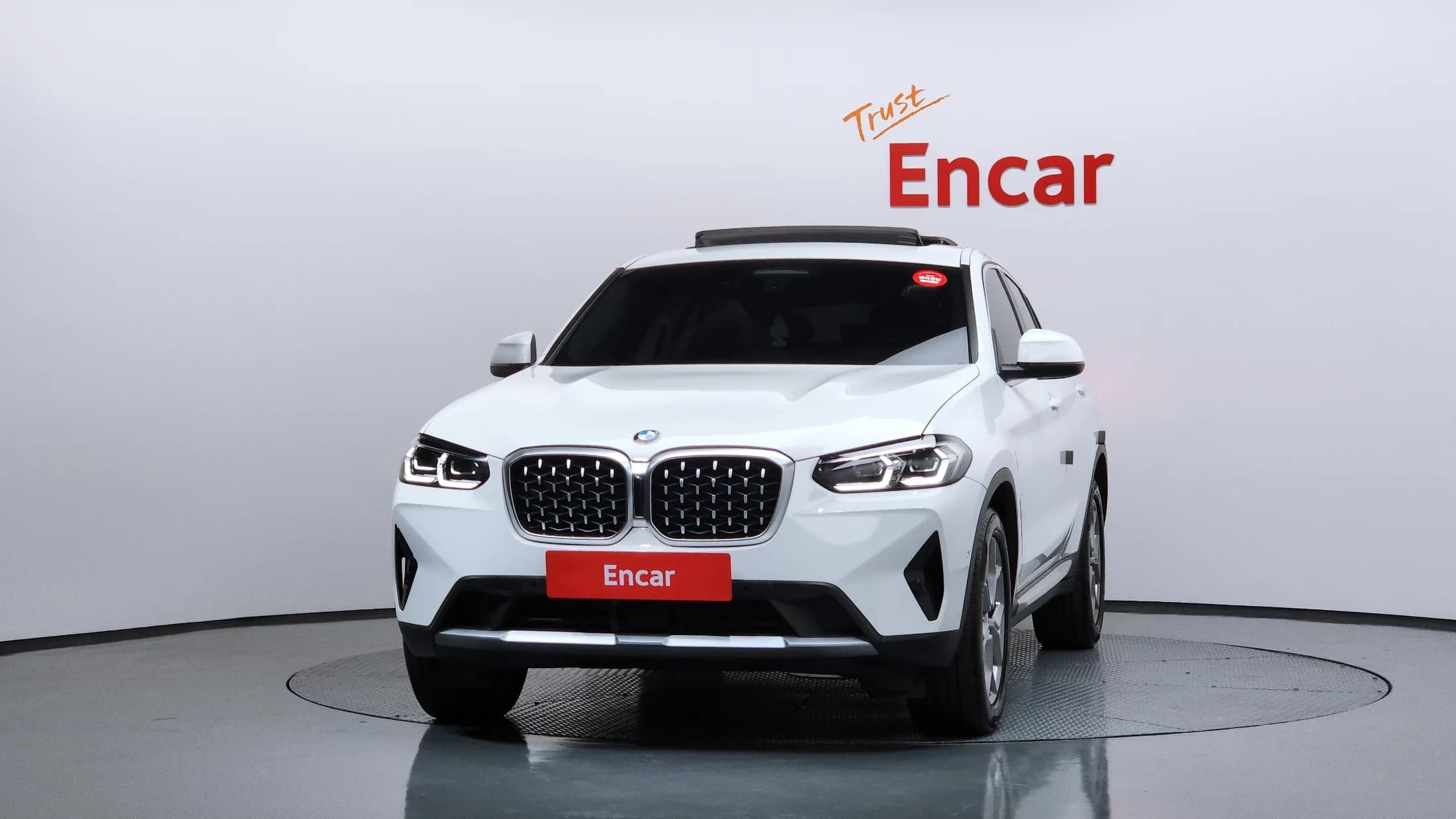 BMW X4 xDrive20i xLine, 2022 г. 31068 км. — фото 3