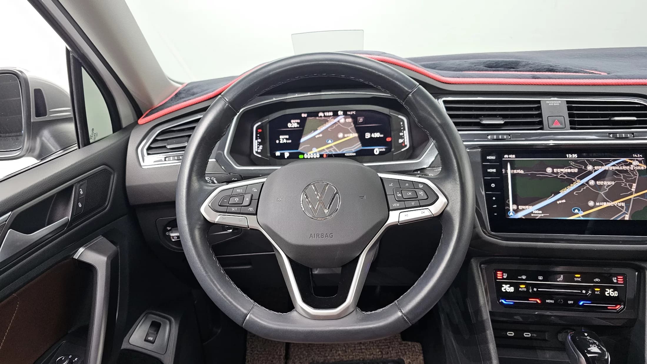 Volkswagen TIGUAN 2.0 TSI Prestige, 2022 г. 43293 км. — фото 13