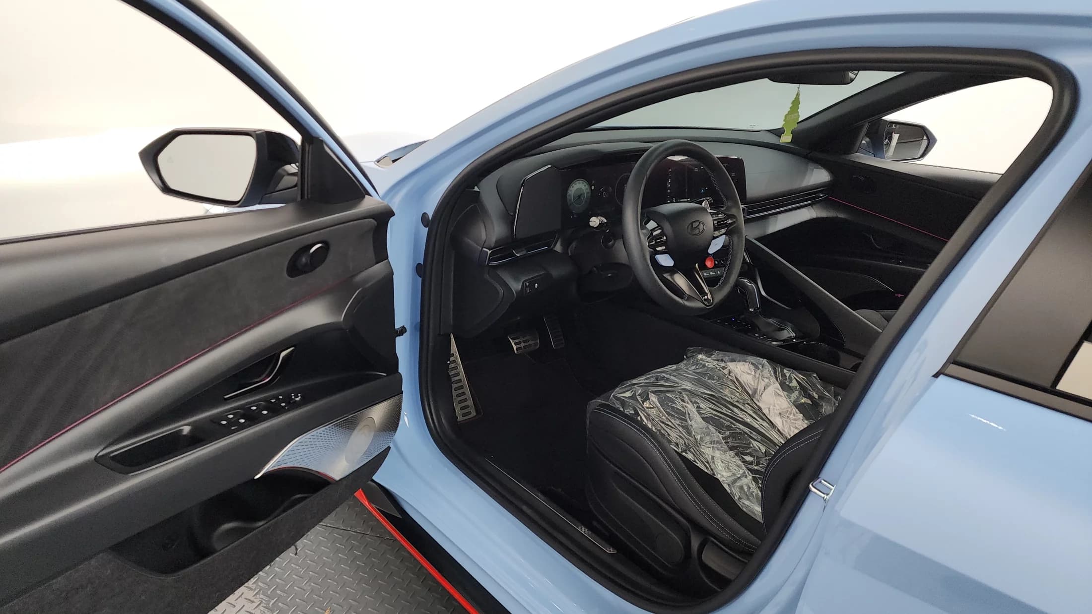 Hyundai AVANTE (Хендай Элантра) 2.0 N, 2025 г. 9411 км. — фото 10