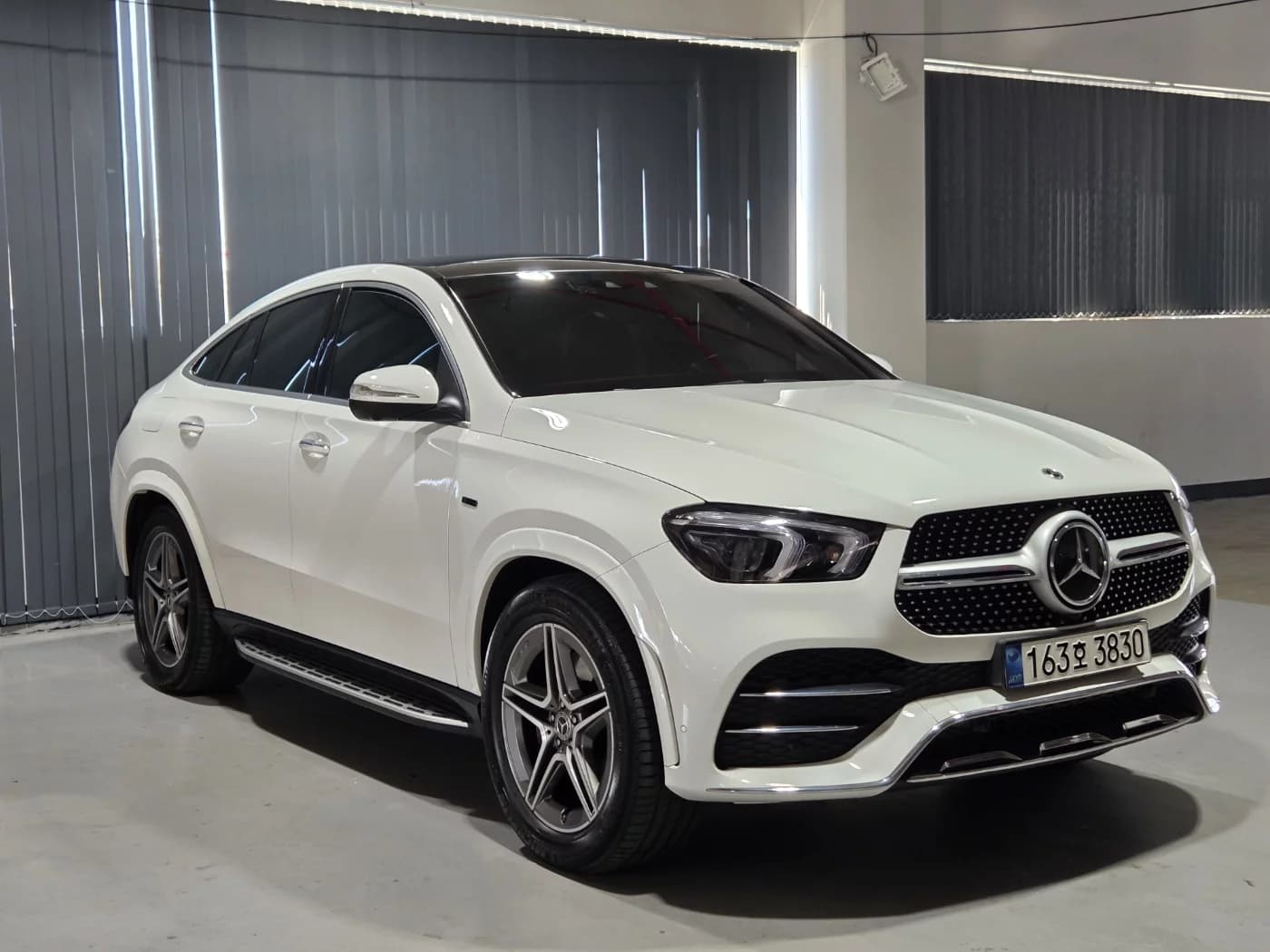 Mercedes-Benz GLE-Class GLE350e 4MATIC Coupe, гибрид, 2021 г. 60312 км. — фото 3