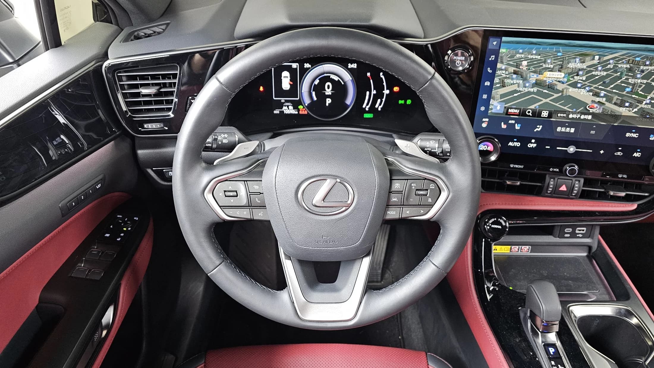 Lexus NX350h Premium, гибрид, 2024 г. 10734 км. — фото 13