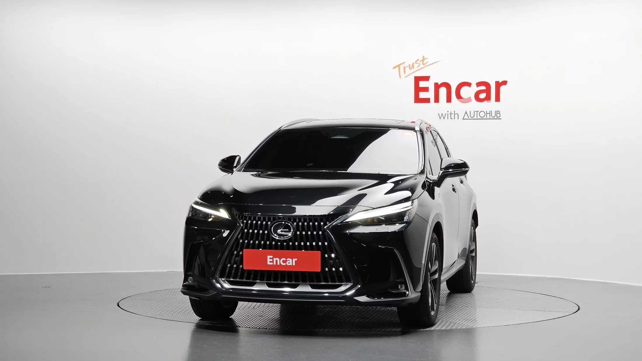 Lexus NX350h Premium, гибрид, 2024 г. 10734 км. — фото 3