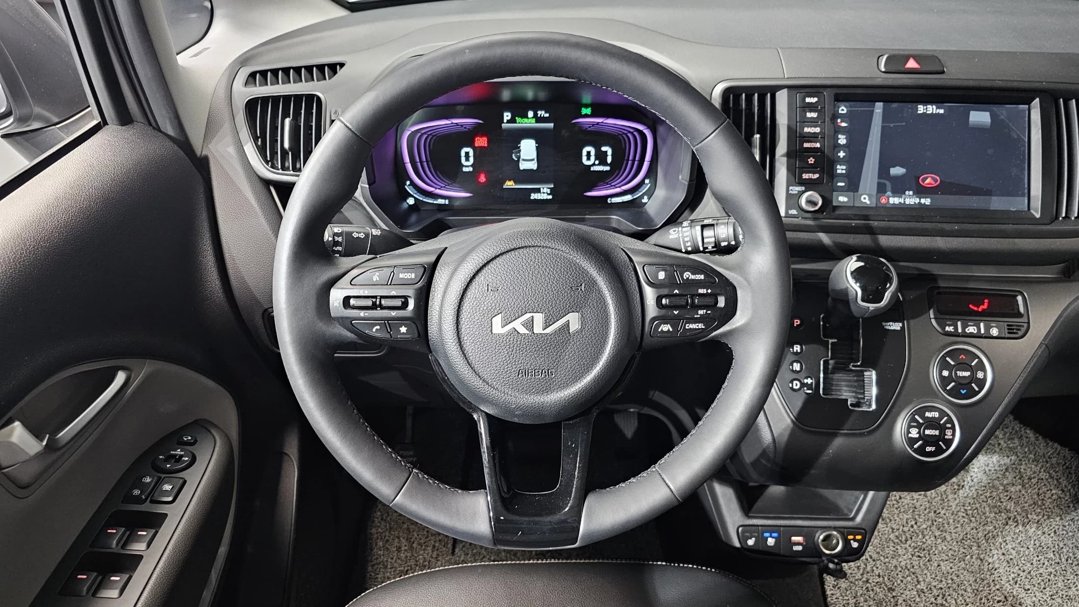 Kia RAY Van 2-Seater Prestige Special, 2024 г. 24470 км. — фото 13