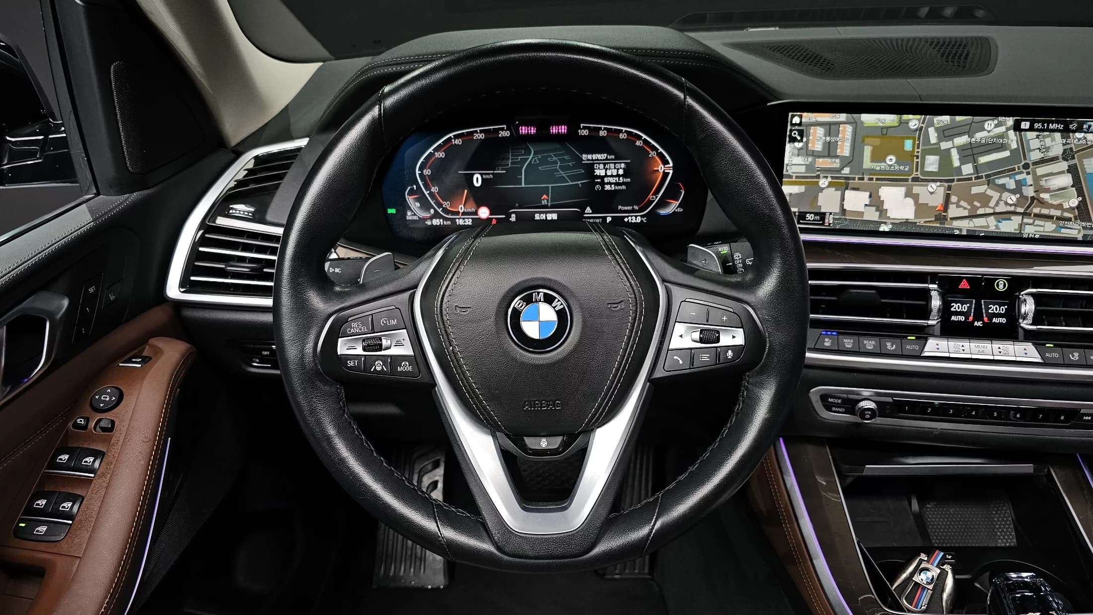 BMW X5 xDrive 30d xLine, 2022 г. 97670 км. — фото 13