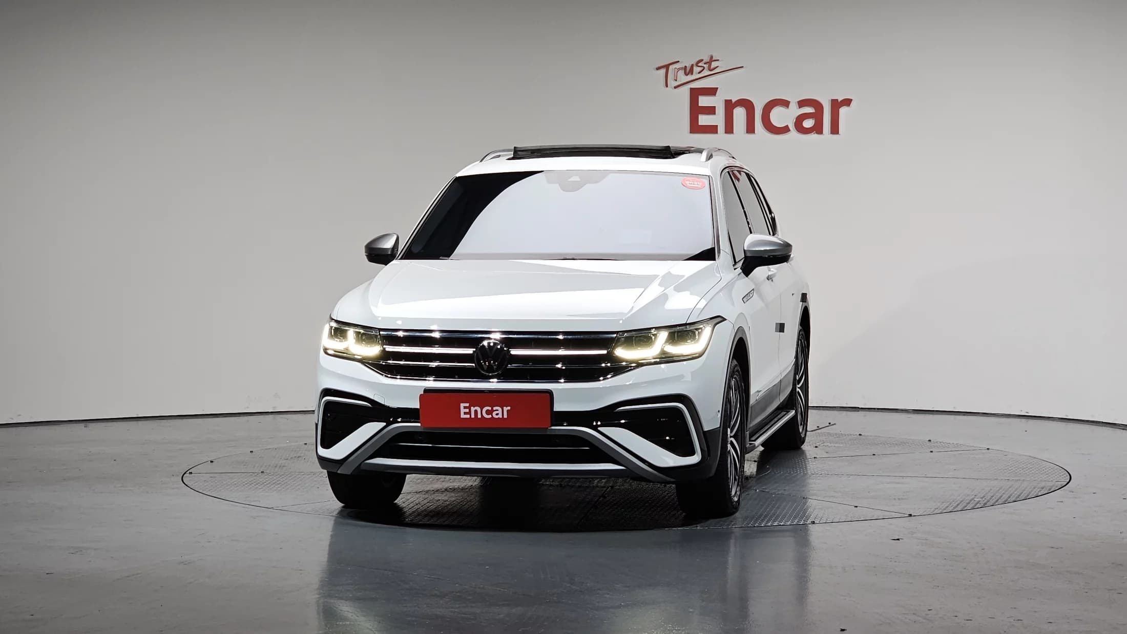 Volkswagen TIGUAN 2.0 TSI Prestige, 2022 г. 35159 км. — фото 2