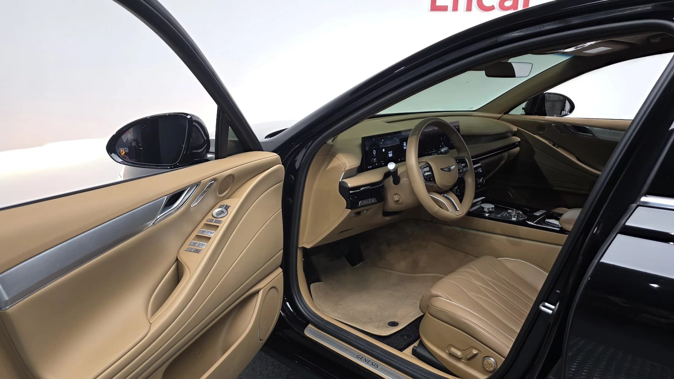 Genesis G80 Gasoline 2.5 Turbo 2WD, 2025 г. 7166 км. — фото 11