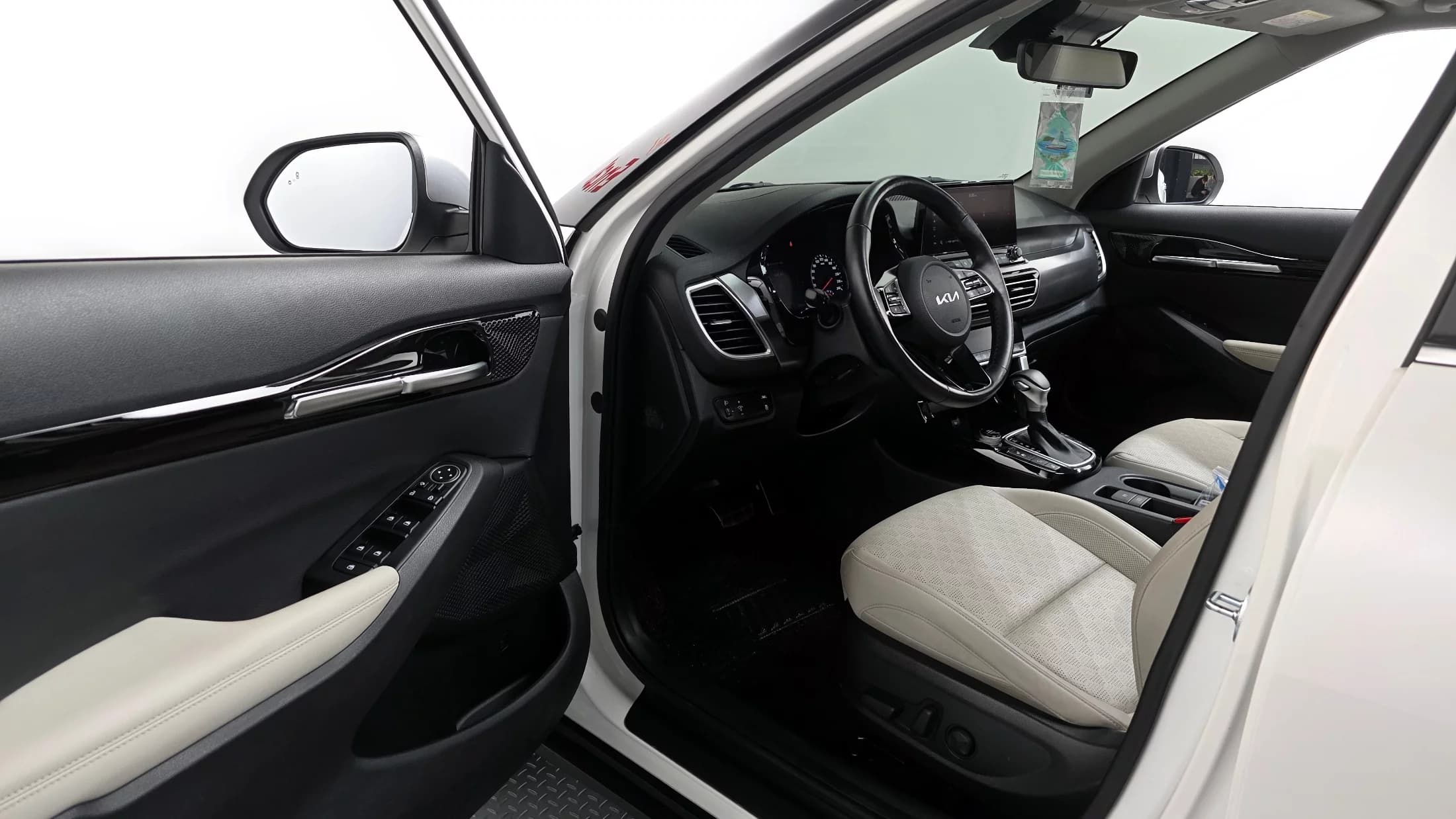 Kia Seltos Gasoline 1.6 Turbo 2WD Gravity, 2022 г. 40461 км. — фото 10