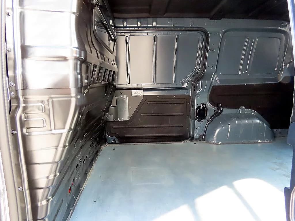 Hyundai Staria L3.5 Cargo 3-Seater Modern, 2022 г. 20574 км. — фото 6