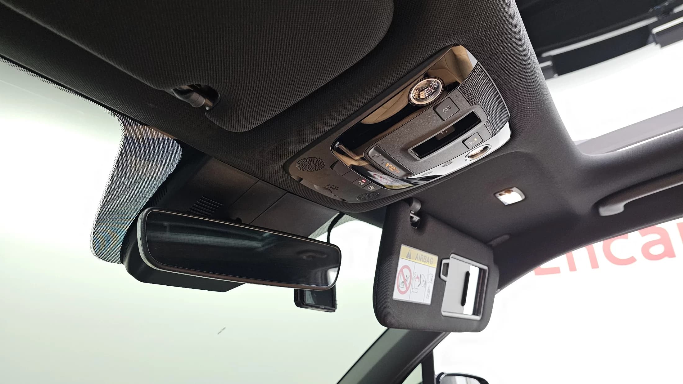 Kia Sorento Gasoline 2.5T 2WD Prestige, 2022 г. 2719 км. — фото 18