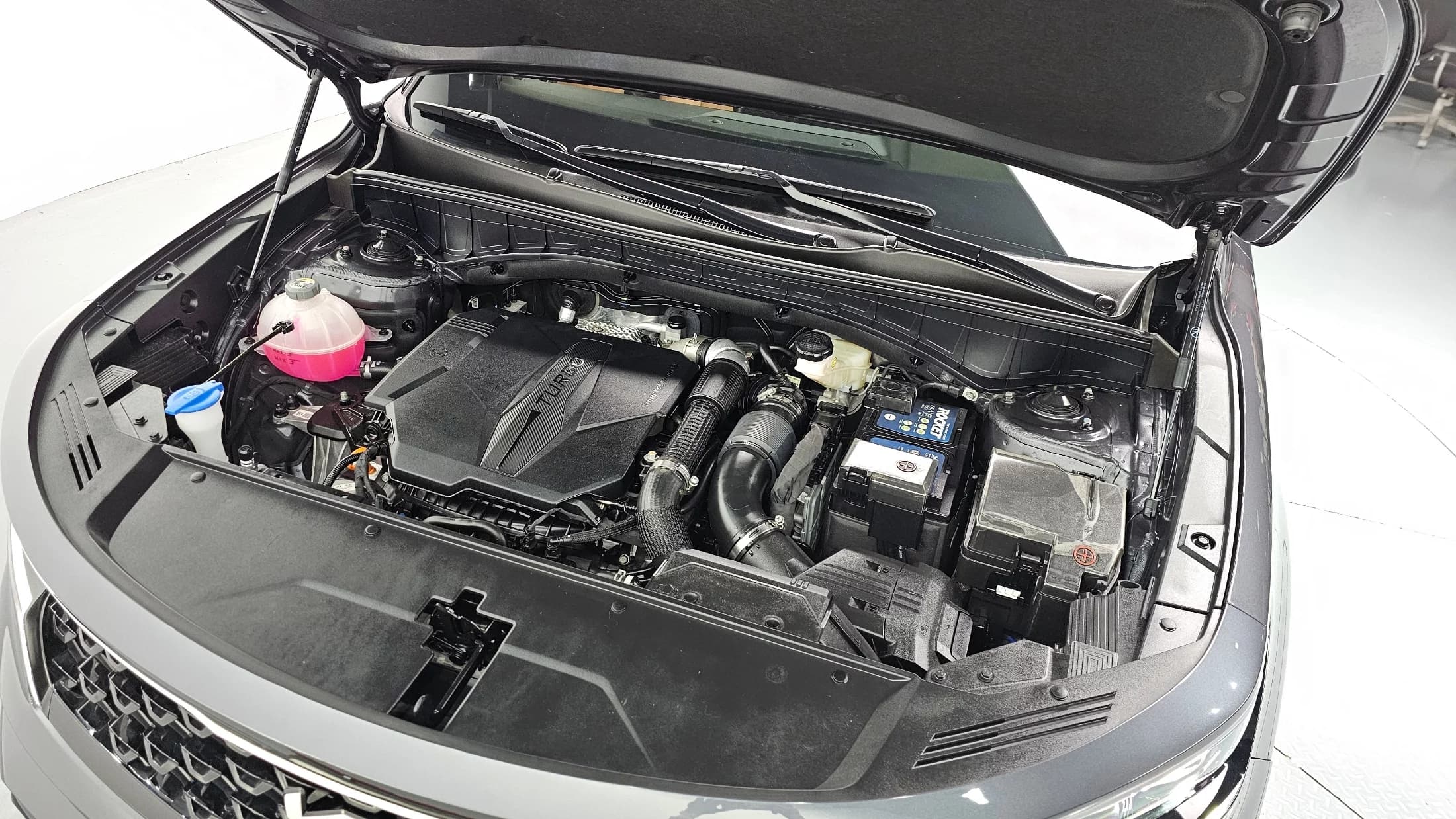 Kia Sorento Gasoline 2.5T 2WD Prestige, 2022 г. 2719 км. — фото 6