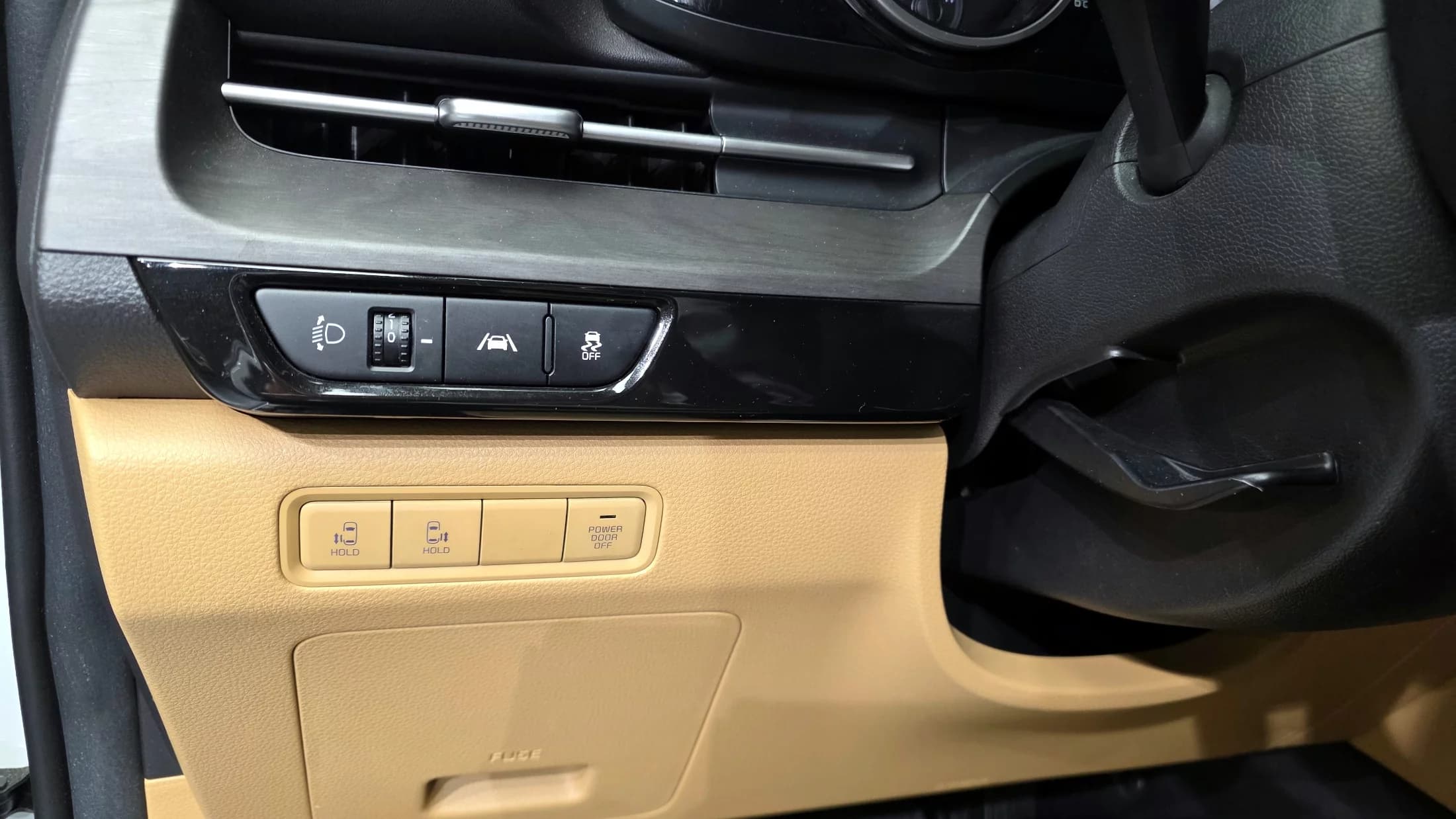 Kia Carnival 9-Seater Prestige, 2022 г. 73423 км. — фото 15
