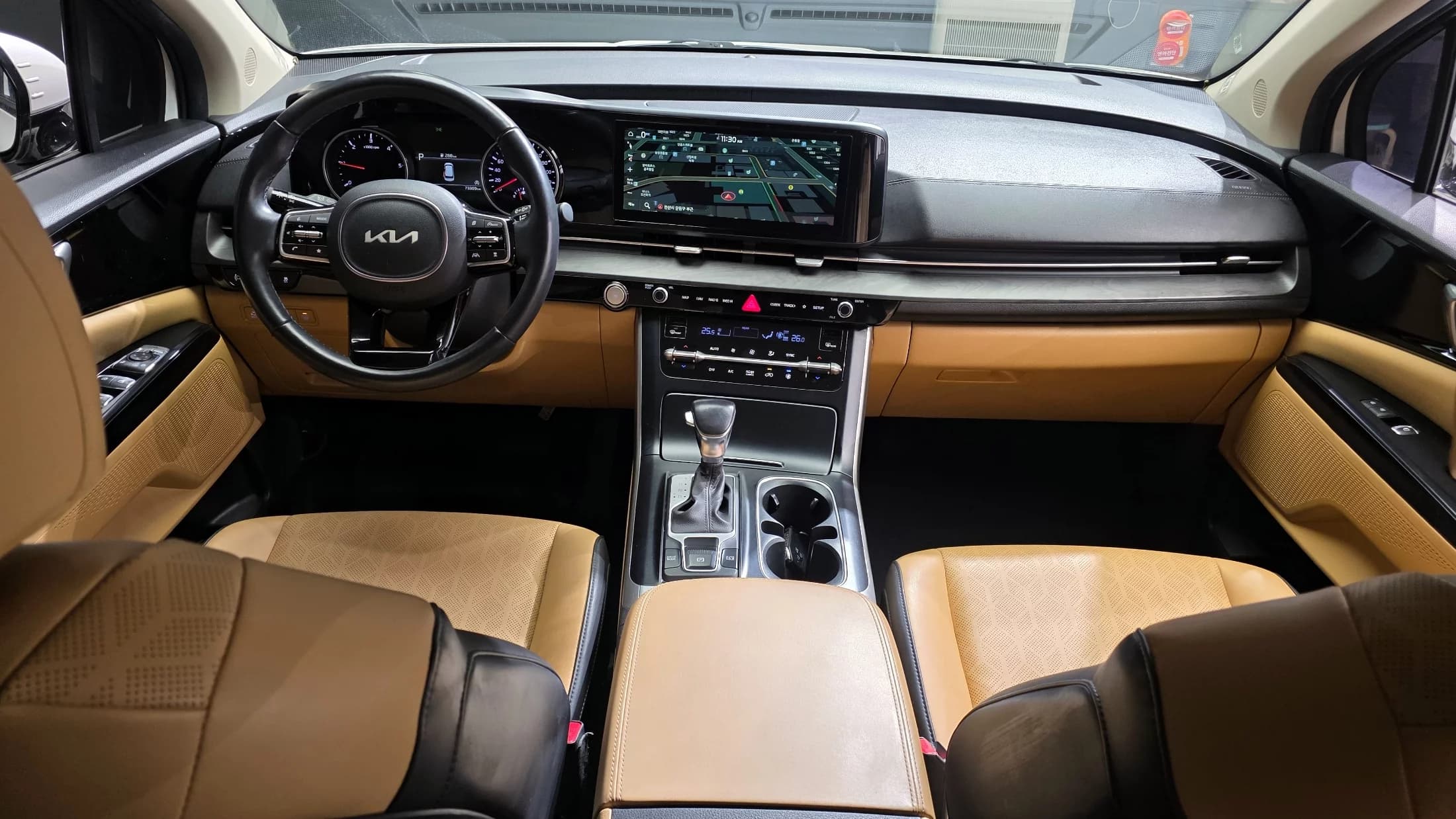 Kia Carnival 9-Seater Prestige, 2022 г. 73423 км. — фото 7