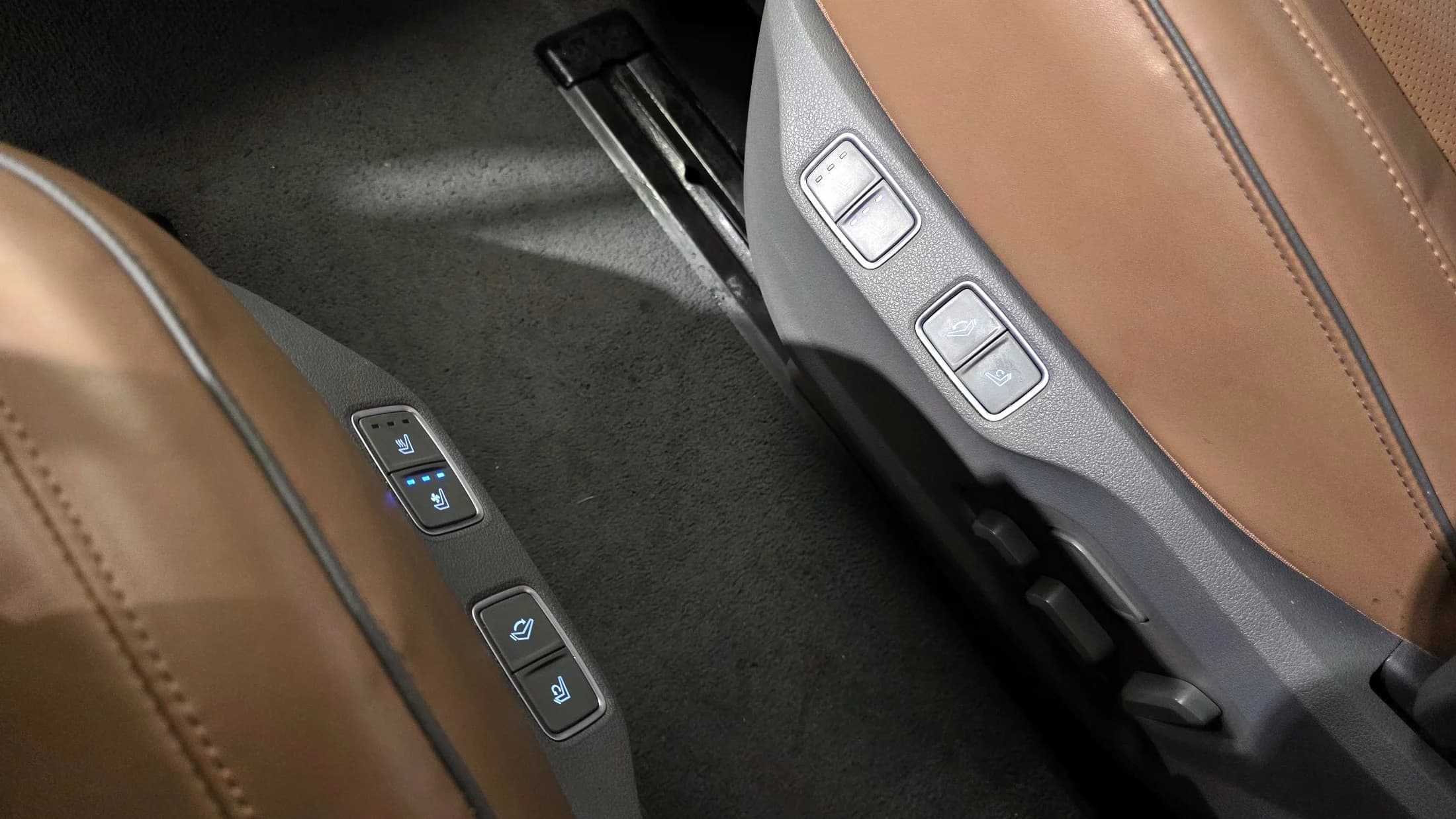 Hyundai Staria 4WD Lounge 7-Seater Inspiration, 2023 г. 44100 км. — фото 17