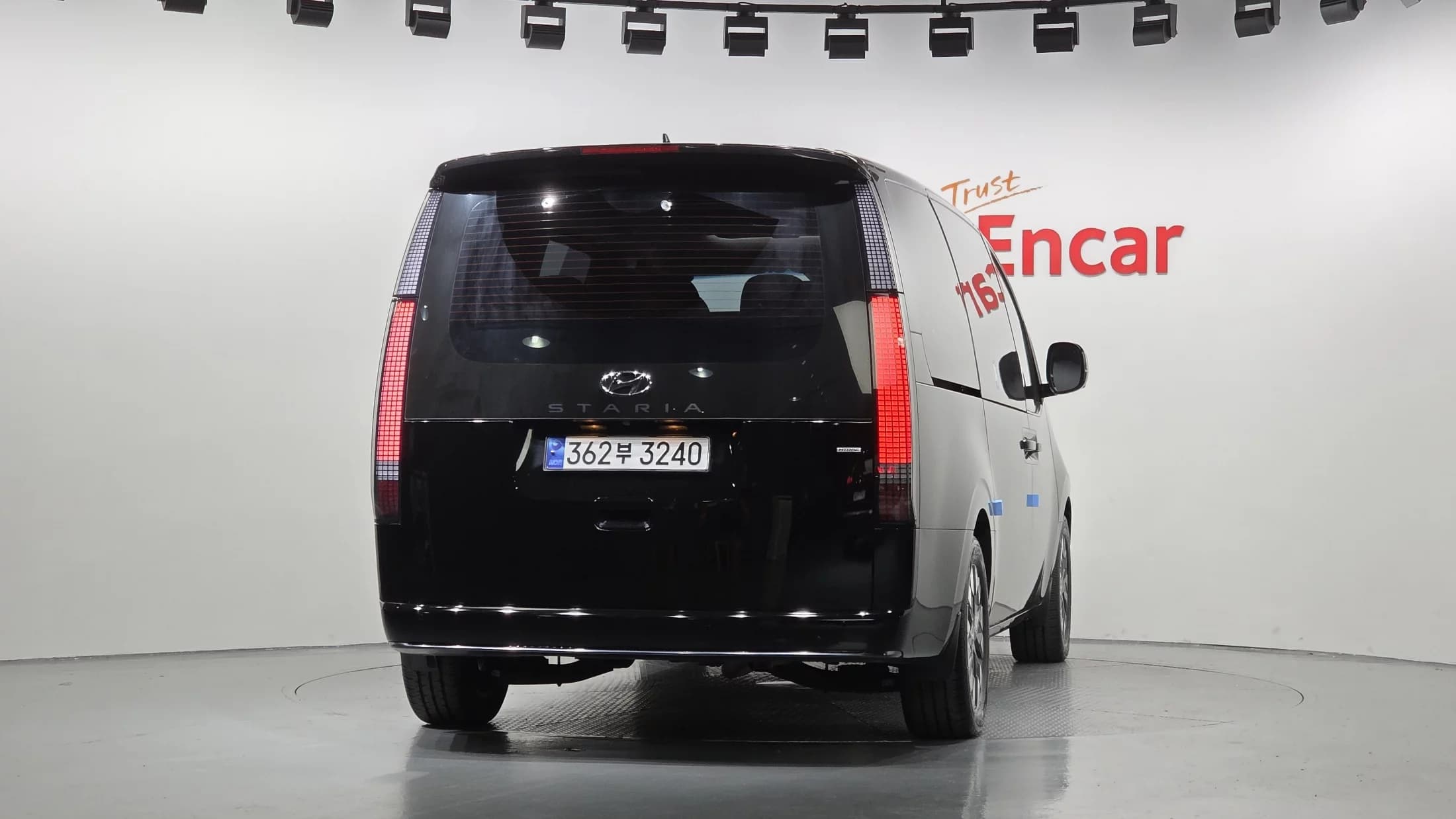 Hyundai Staria 4WD Lounge 7-Seater Inspiration, 2023 г. 44100 км. — фото 4